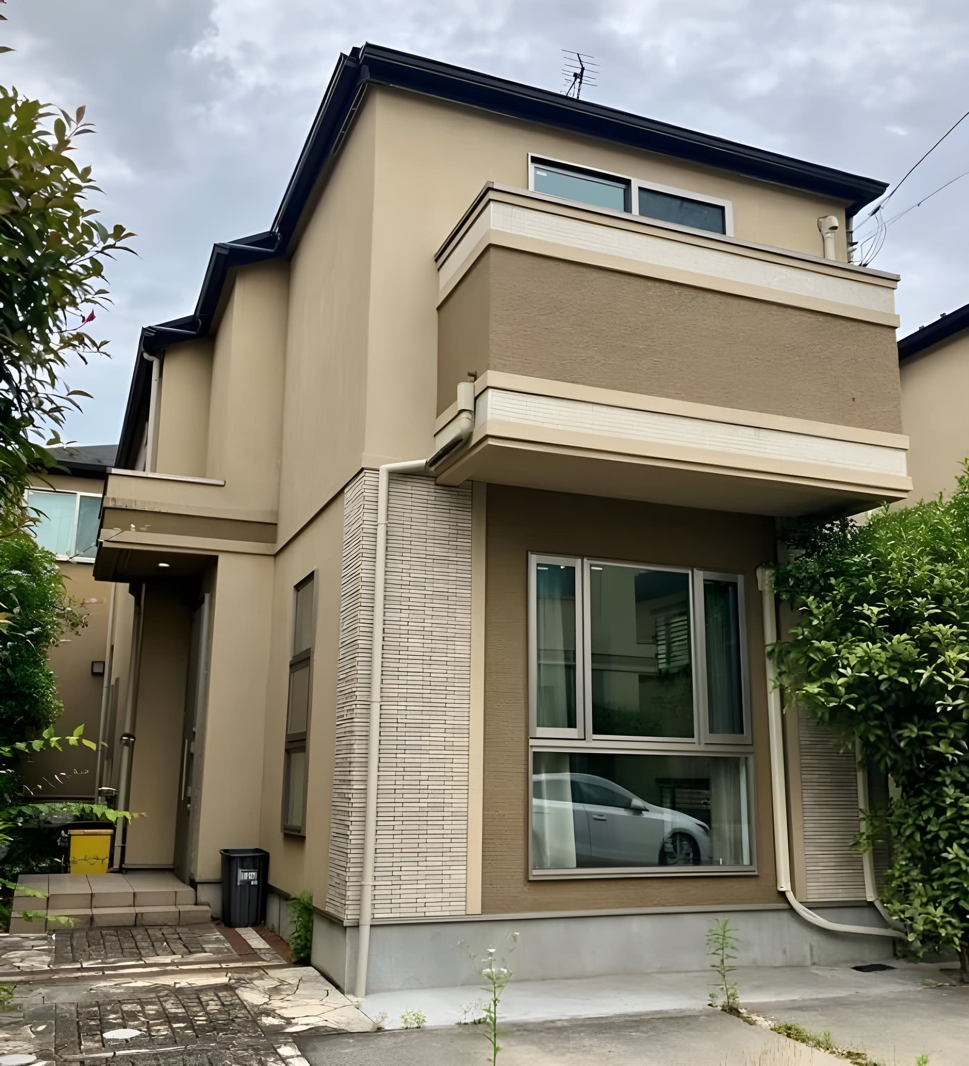 岡本戸建 0