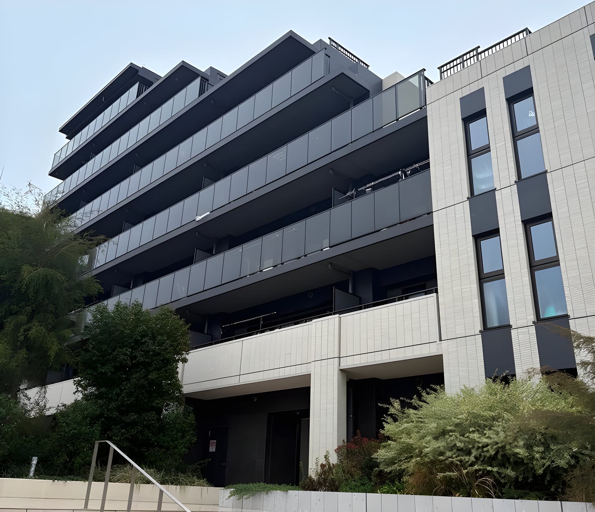 レーベン横浜山手 ONE WARD COURT 725