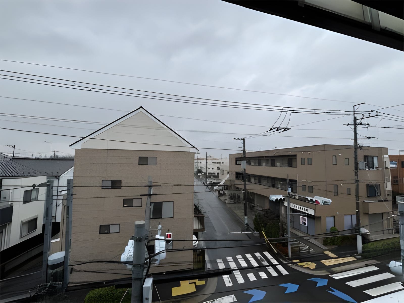 リブリ・ゆうやⅥ 101