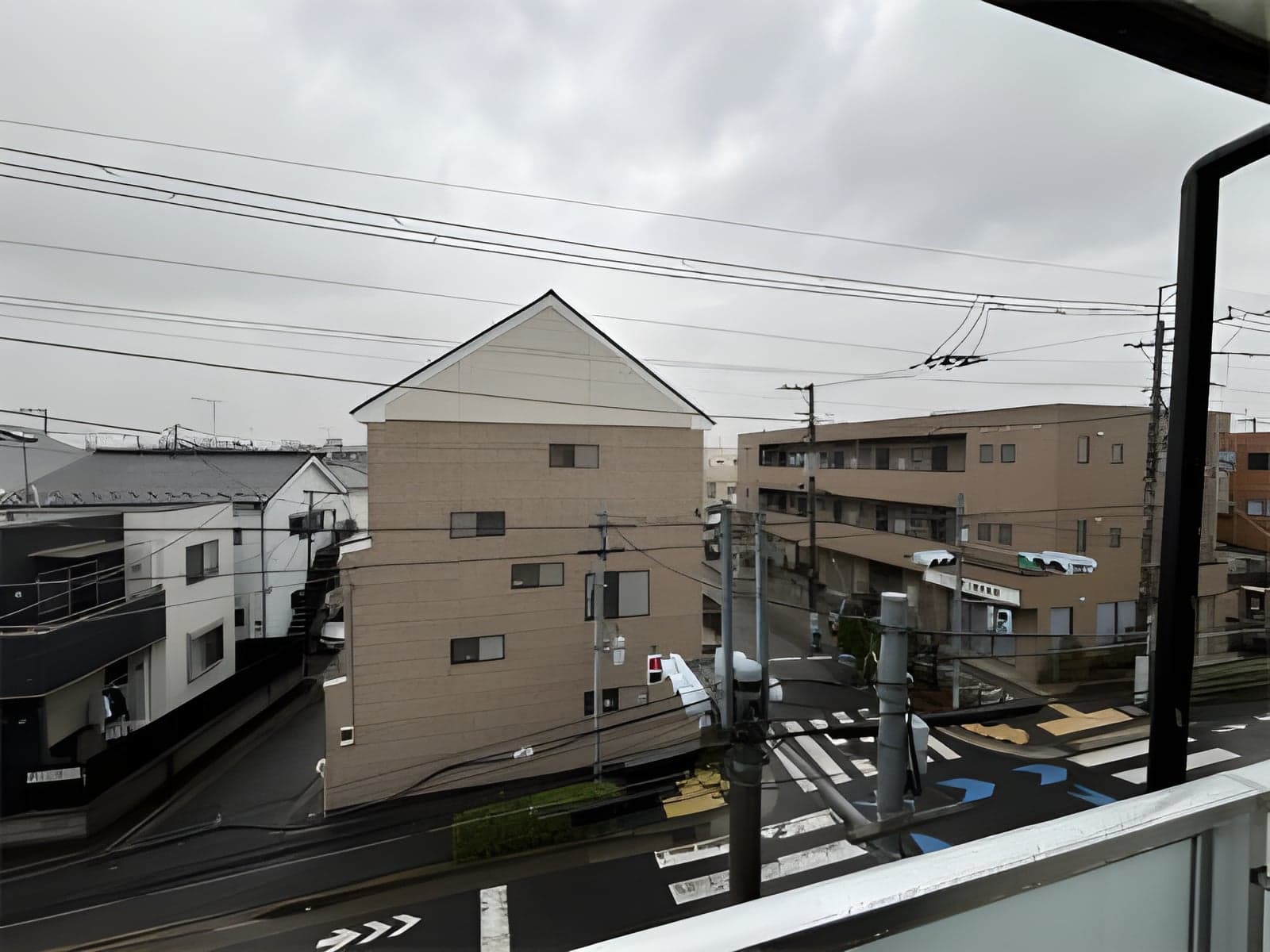 リブリ・ゆうやⅥ 205