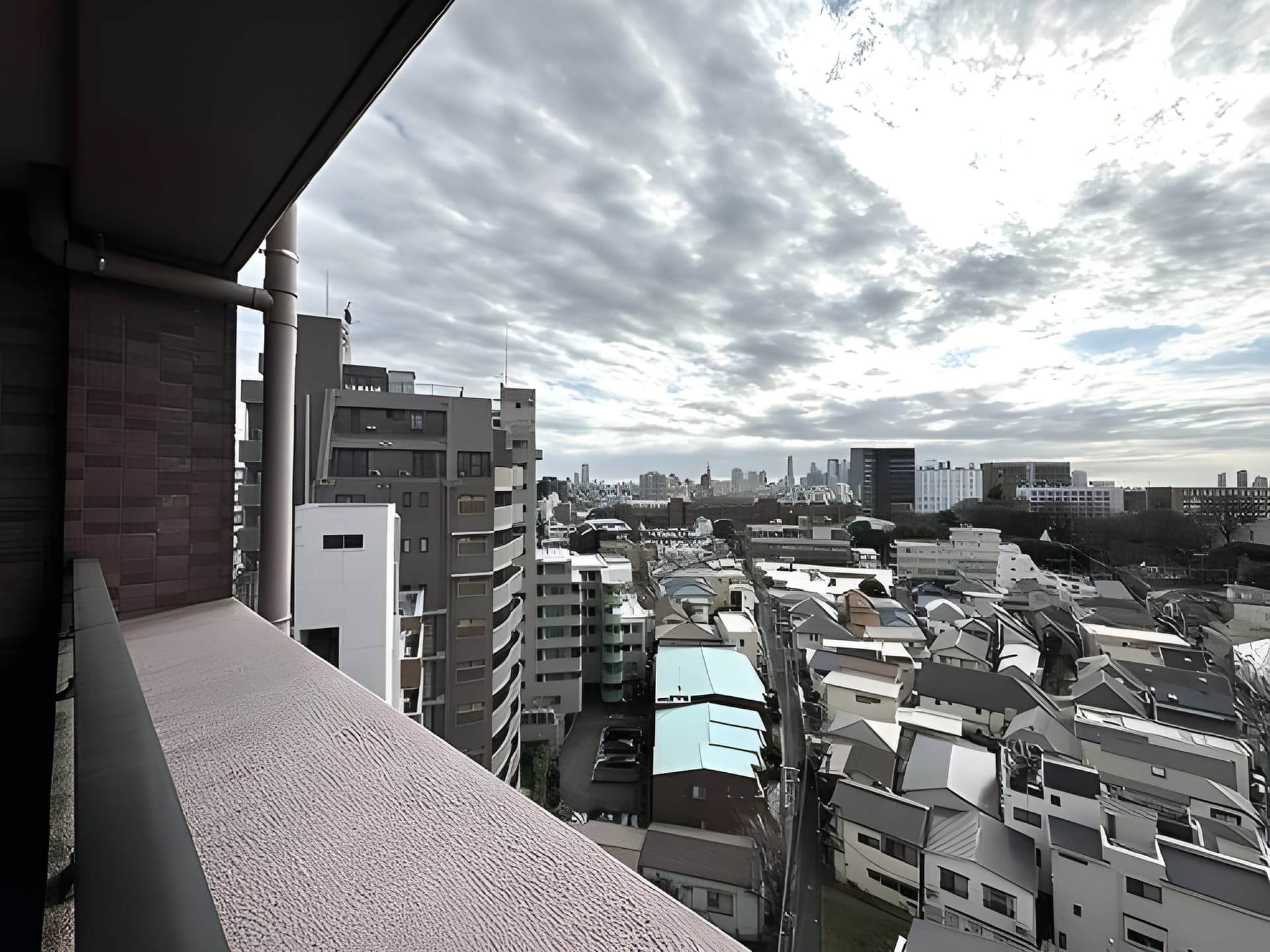 ライオンズマンション目白 1302