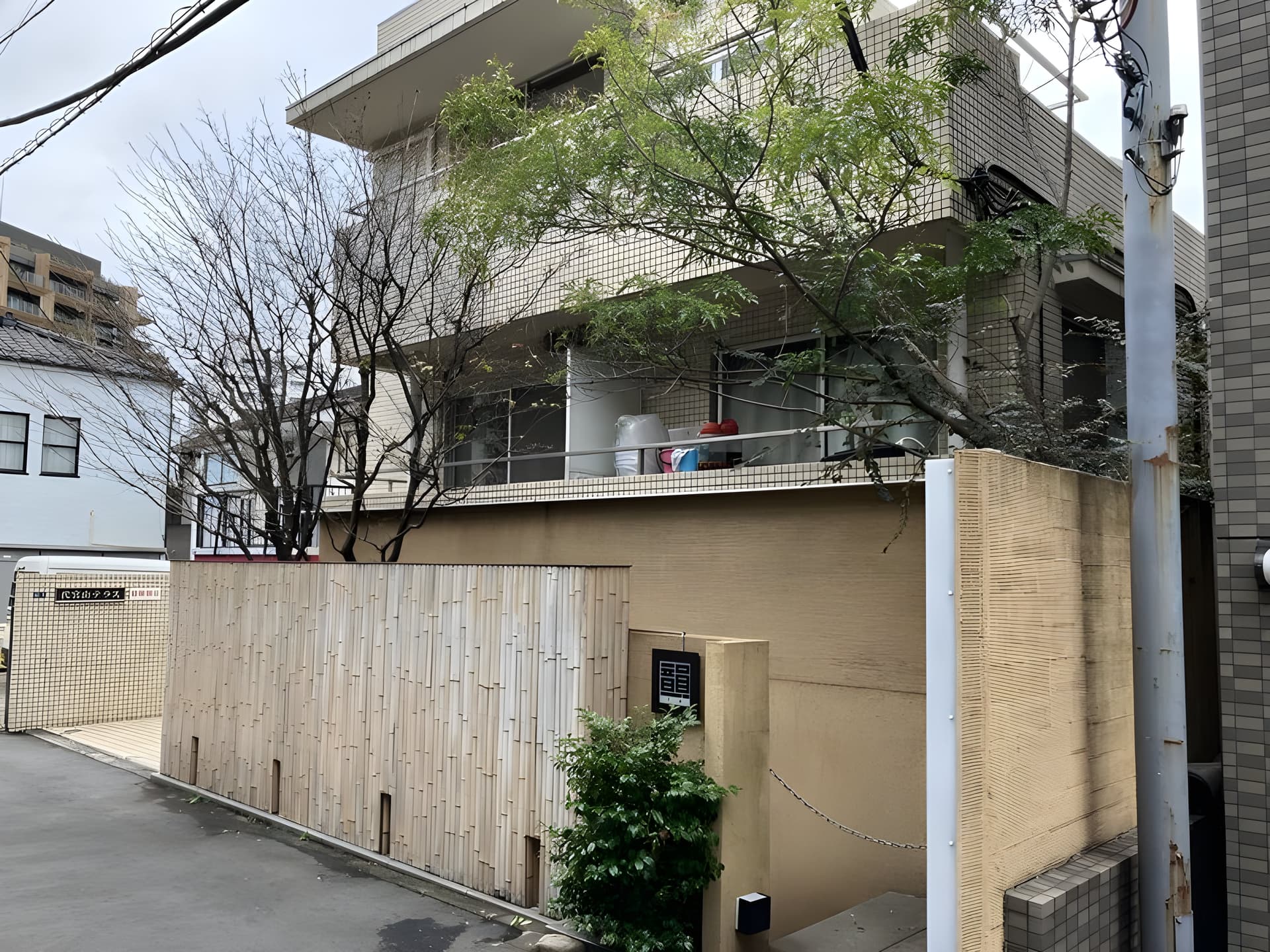 代官山テラス 201