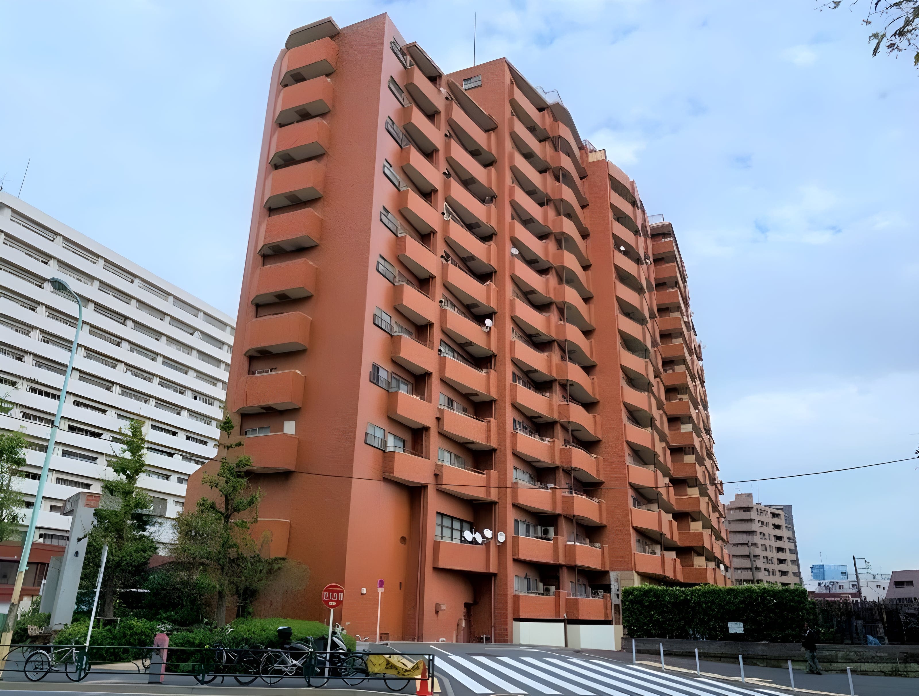ハイホーム本陣 704 間取り図