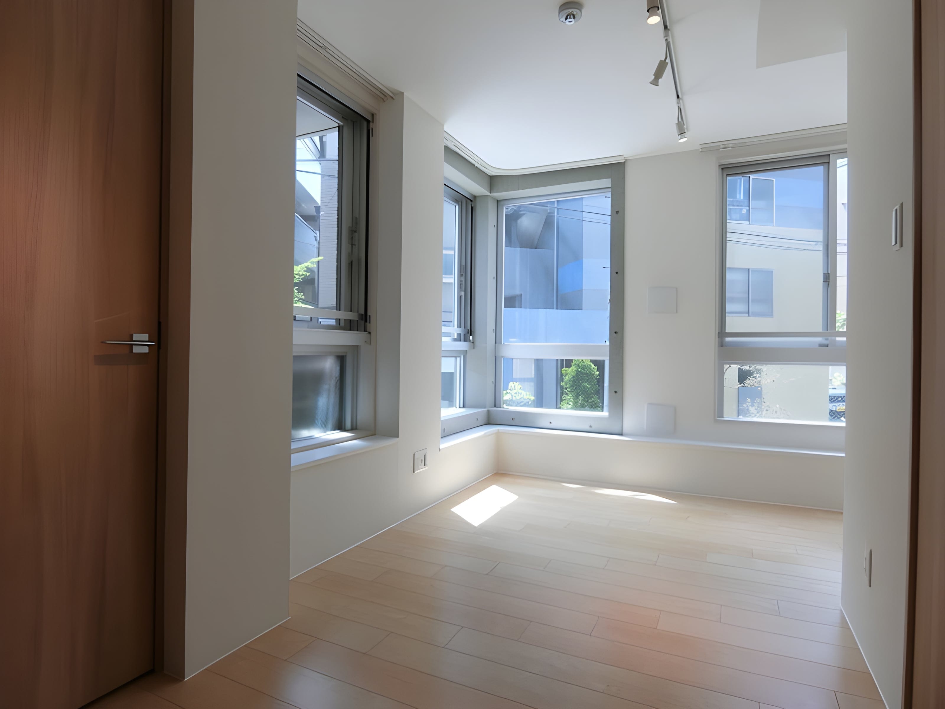 BRICK RESIDENCE 目黒本町 207