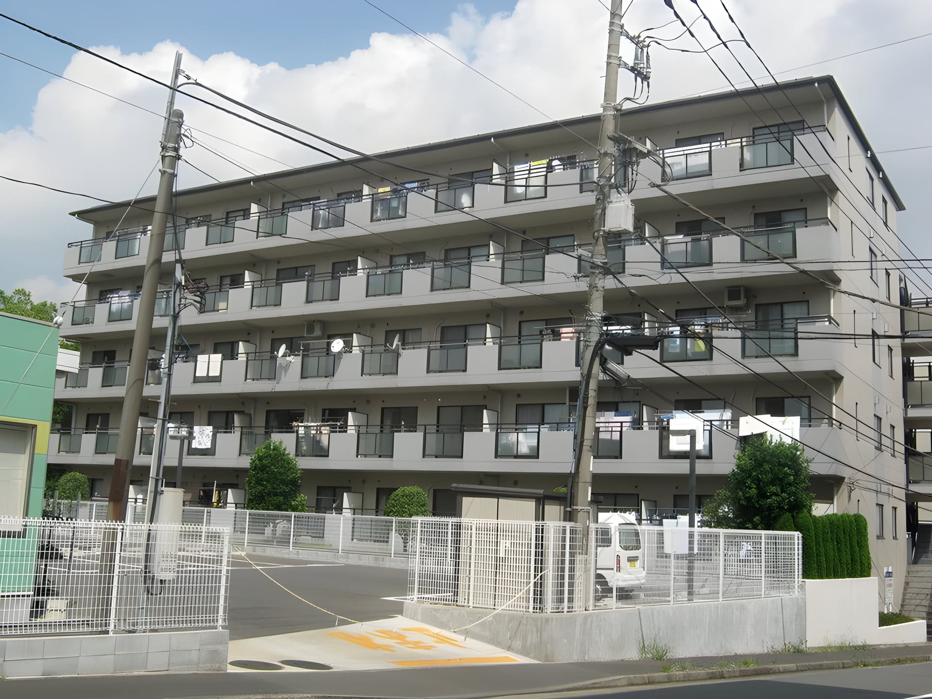 セレクト南万騎が原 204