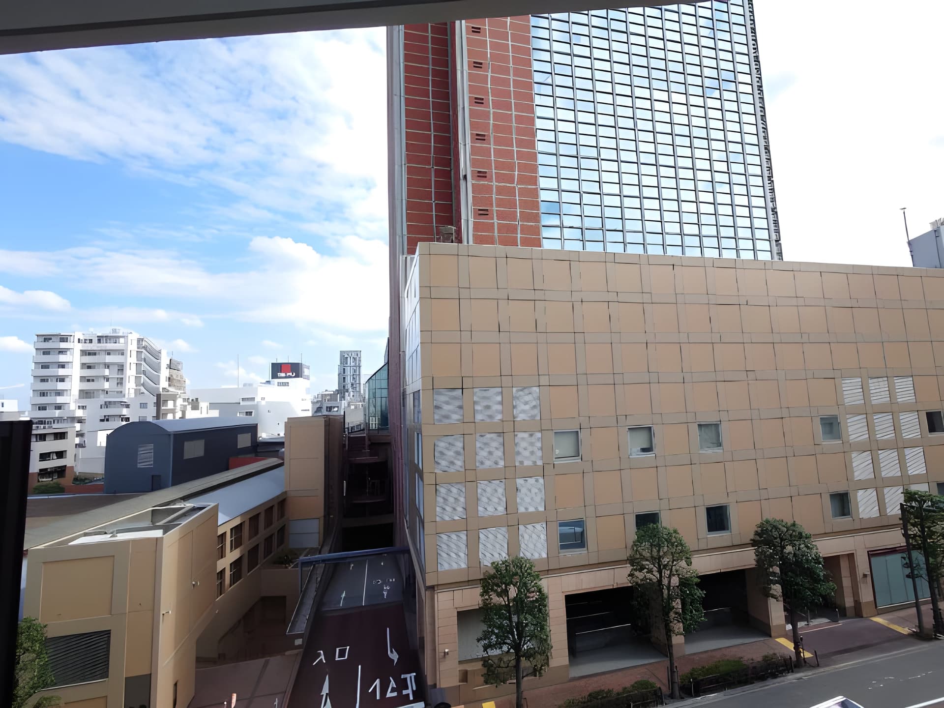 BLESS三軒茶屋EAST 0304
