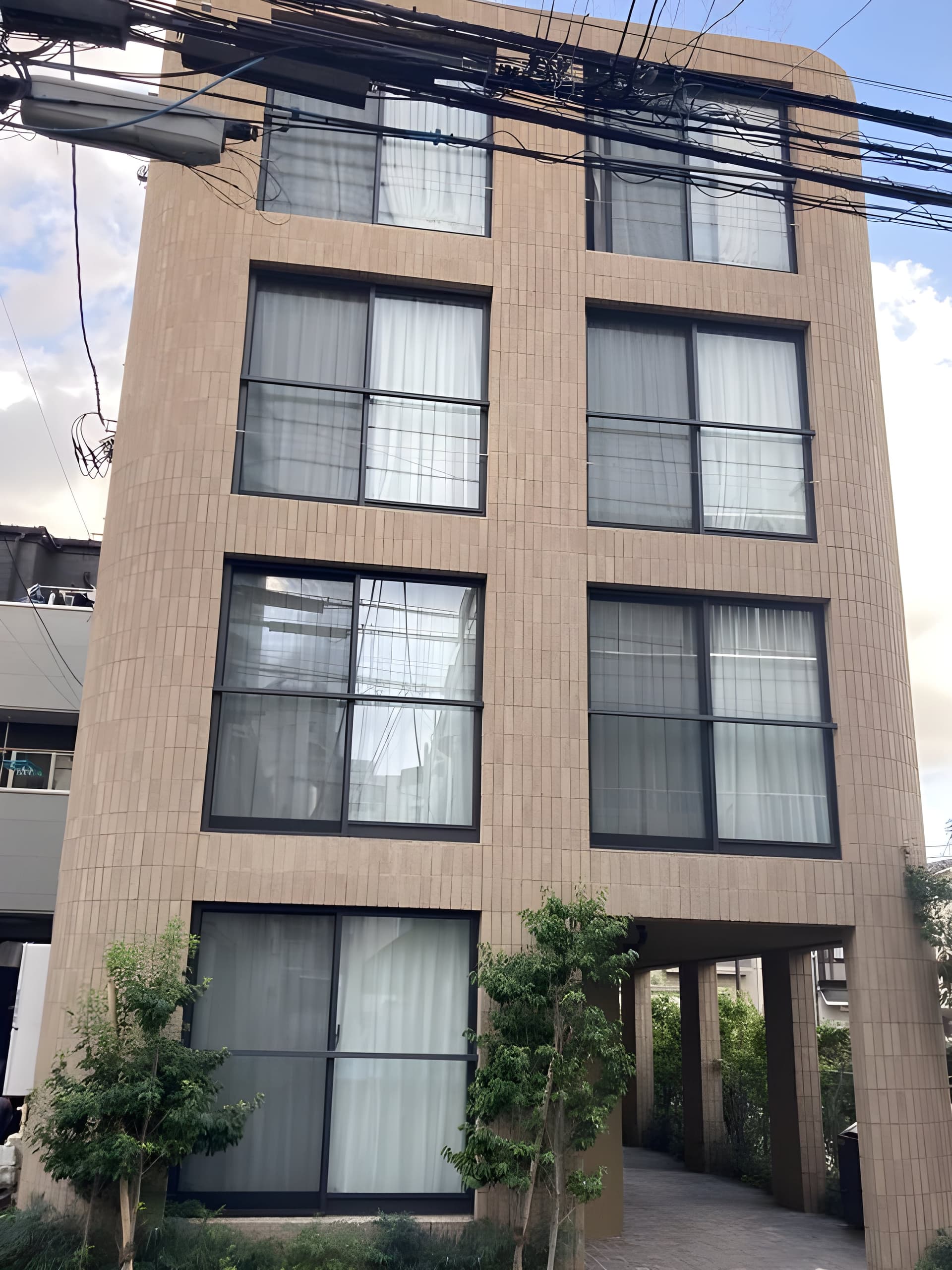the trias machiya 303