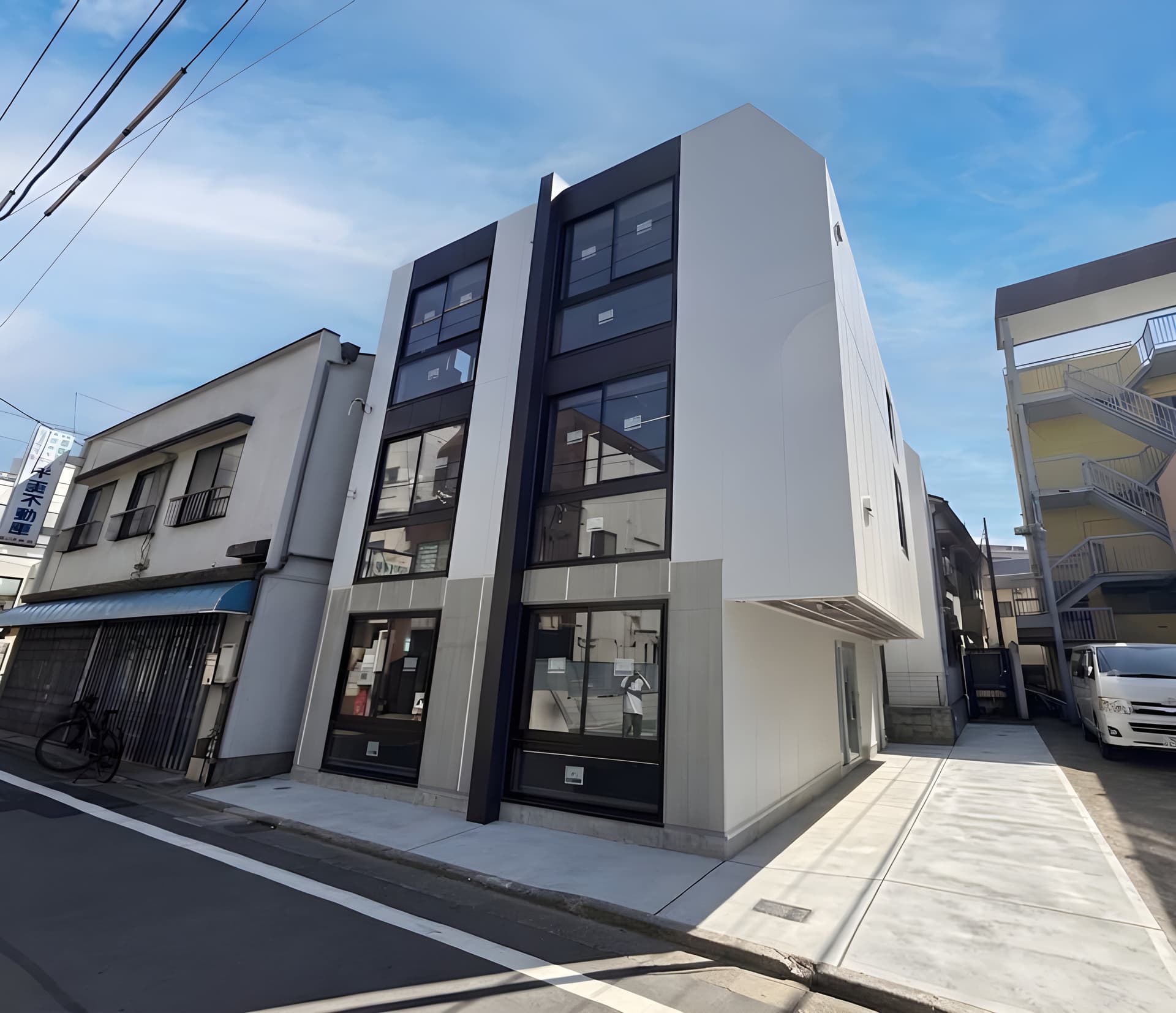 サンキャピタル北新宿 202
