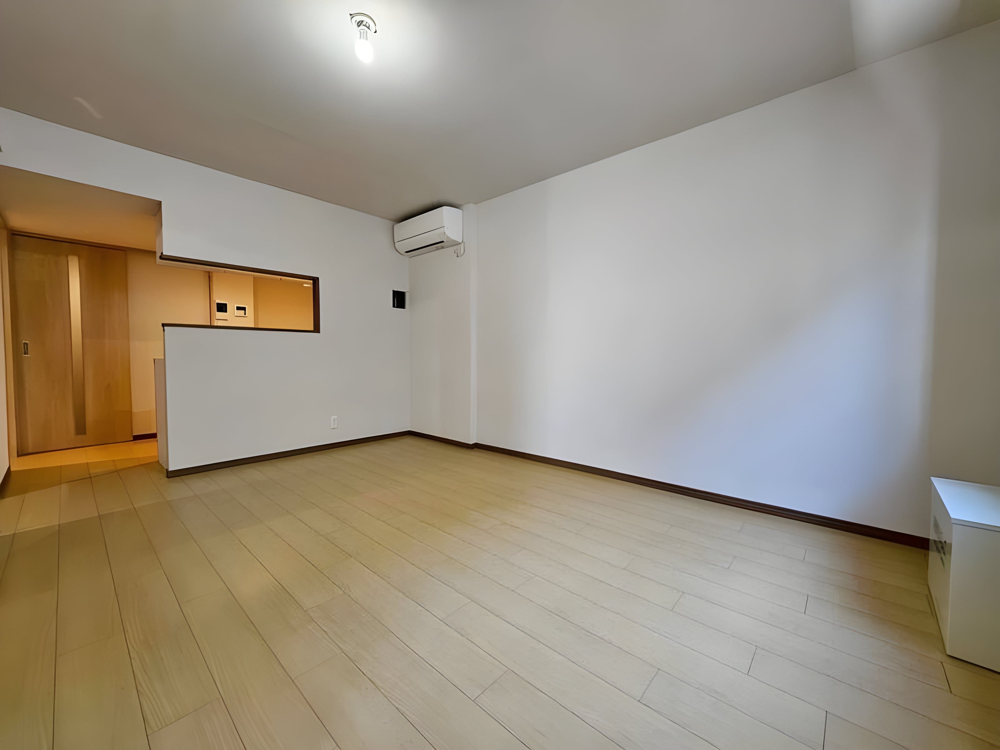 CENTRAL GARDEN RESIDENCE TOKYO 302