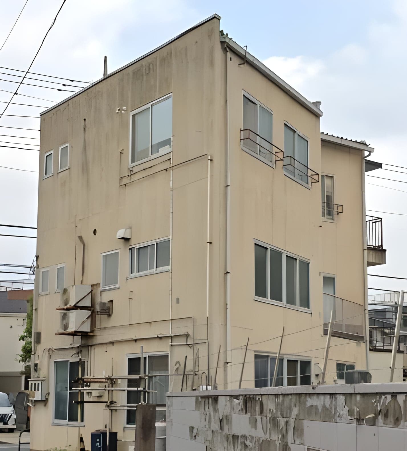 パラダイム堀之内 3F