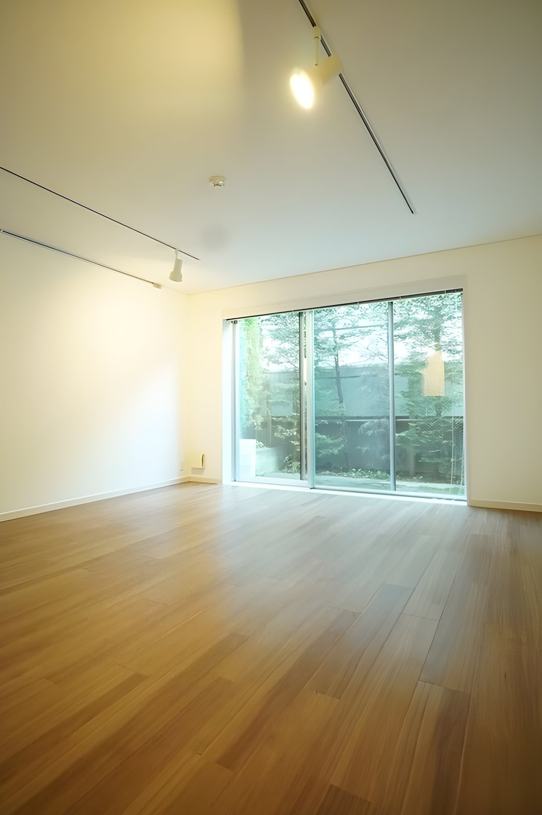 N.FLAT 103