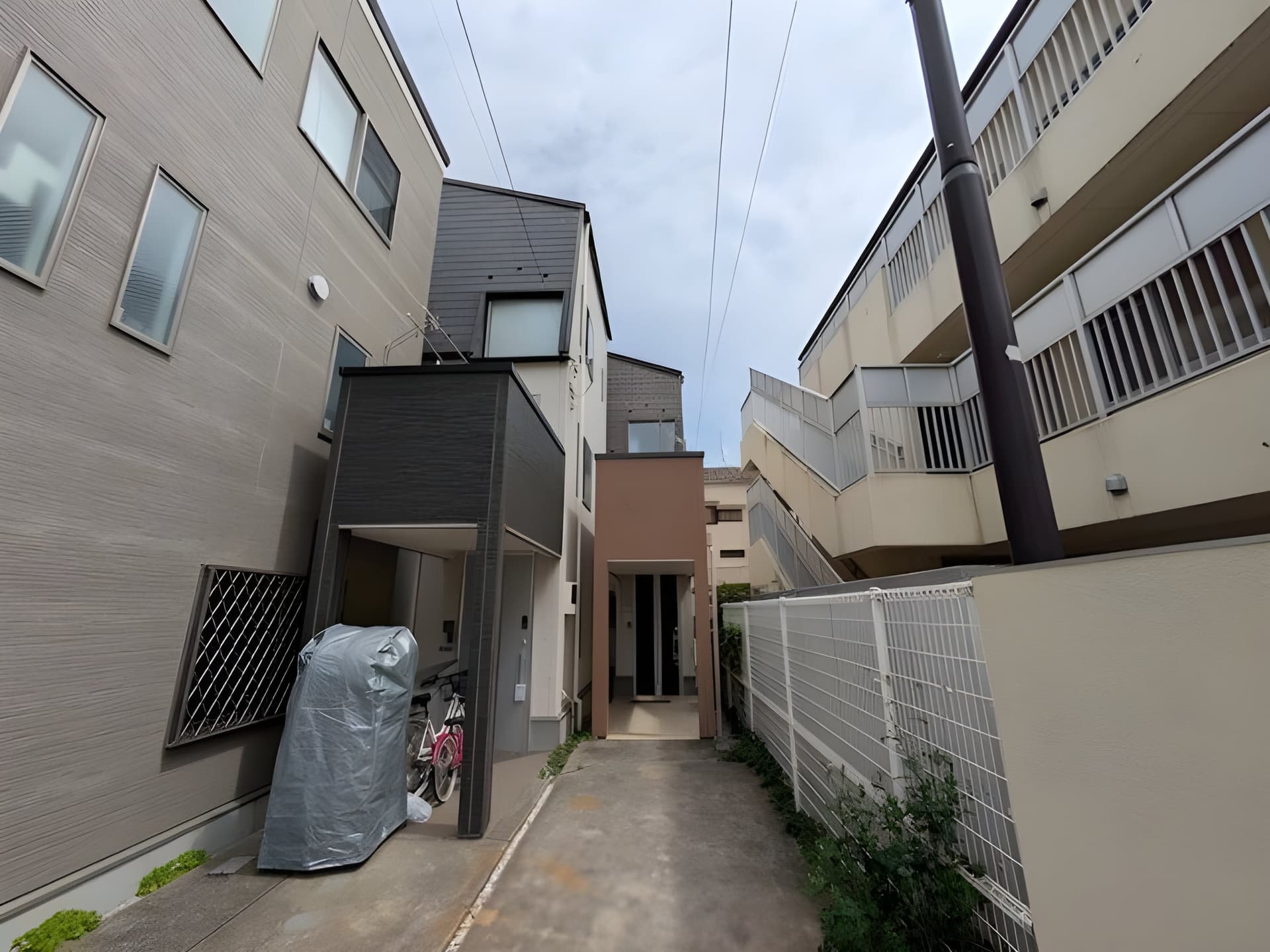 目黒本町5丁目戸建て 1