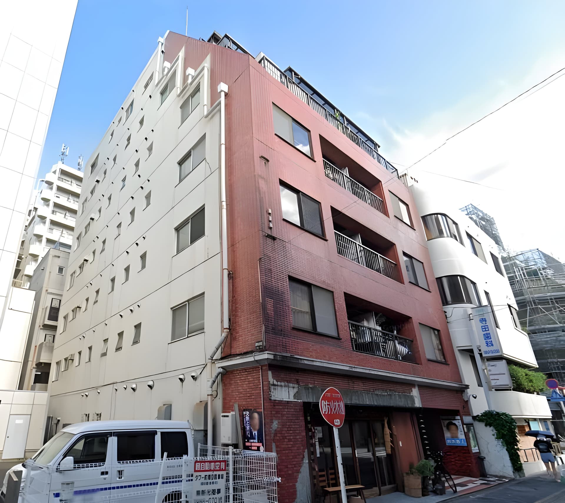 メゾン王城 203