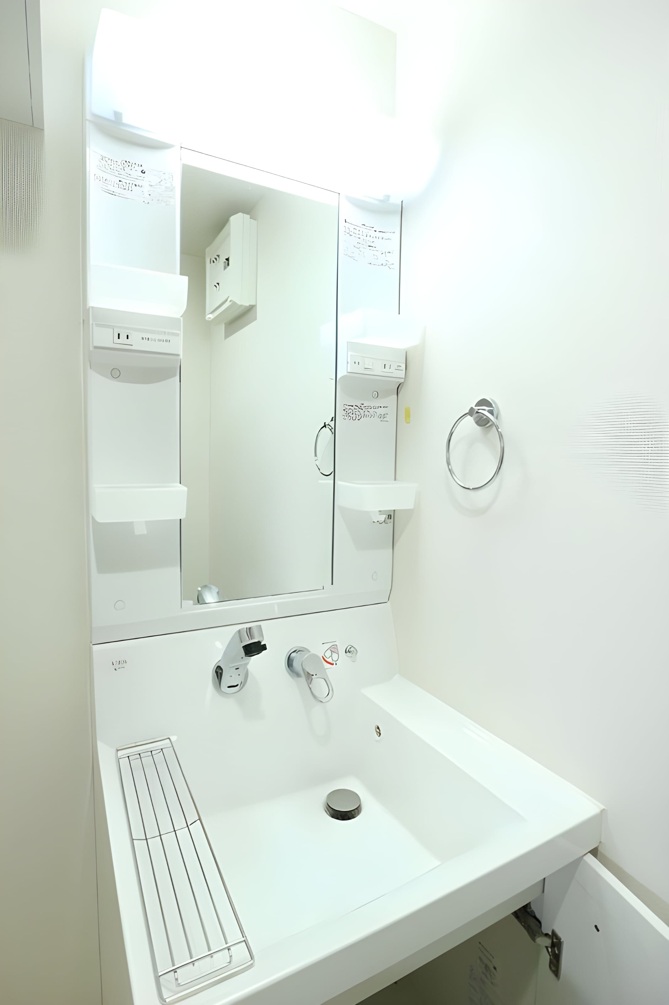 b’CASA Kitasenju(ビーカーサキタセンジュ) 401 間取り図