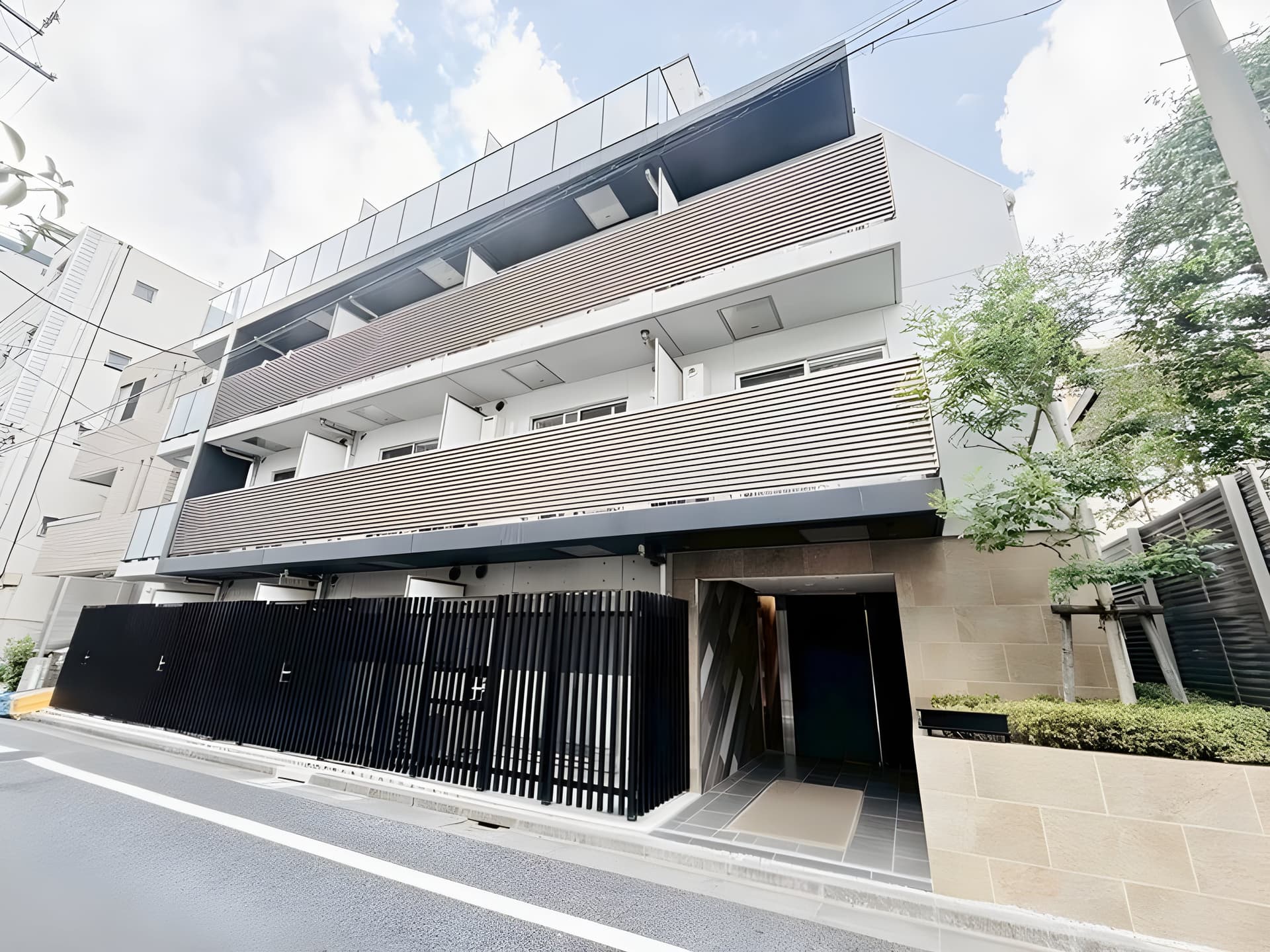エスタジオ荻窪 3階 13.3万円/なし/6,000円