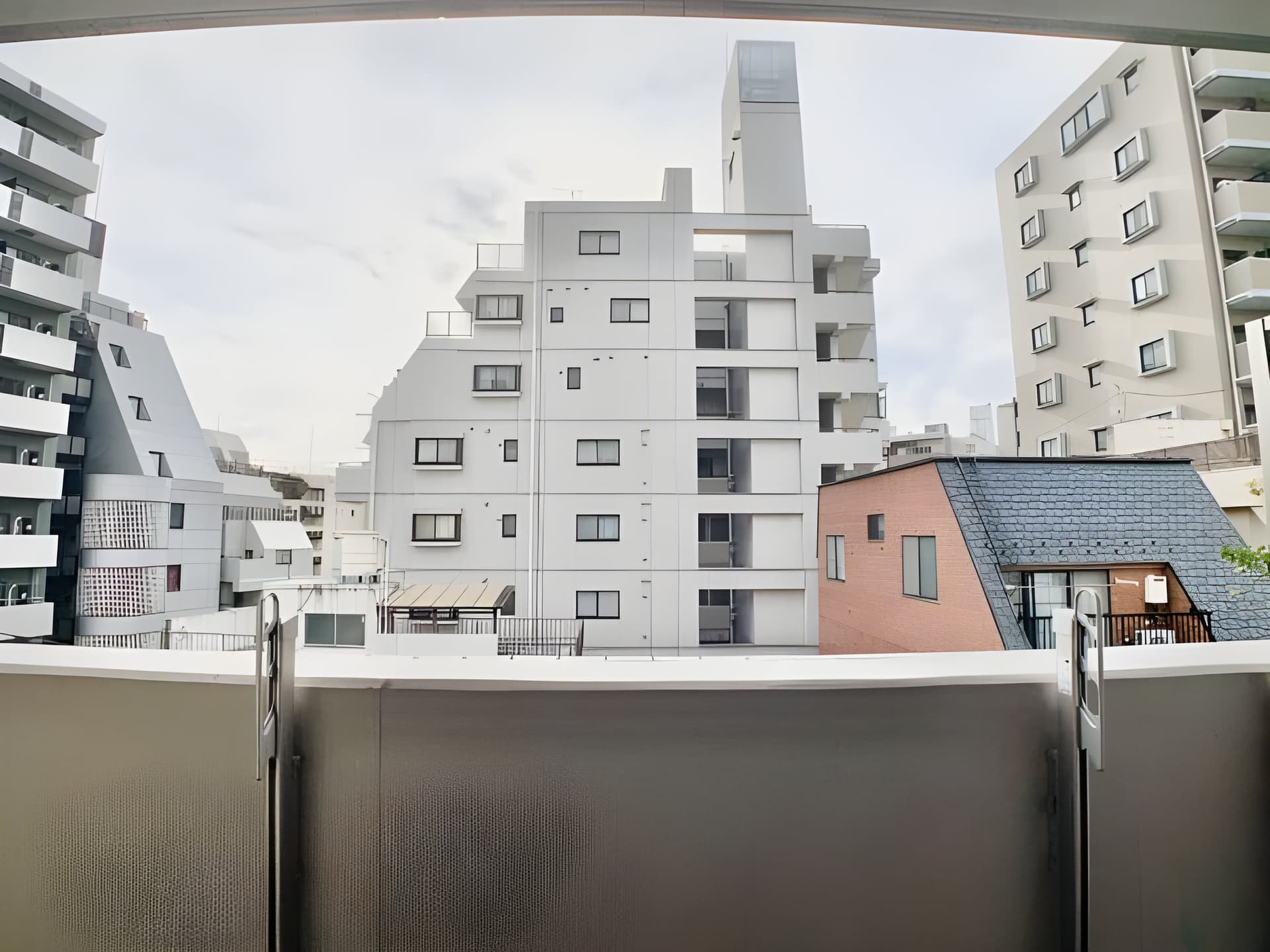 Cross Point AKABANE 501