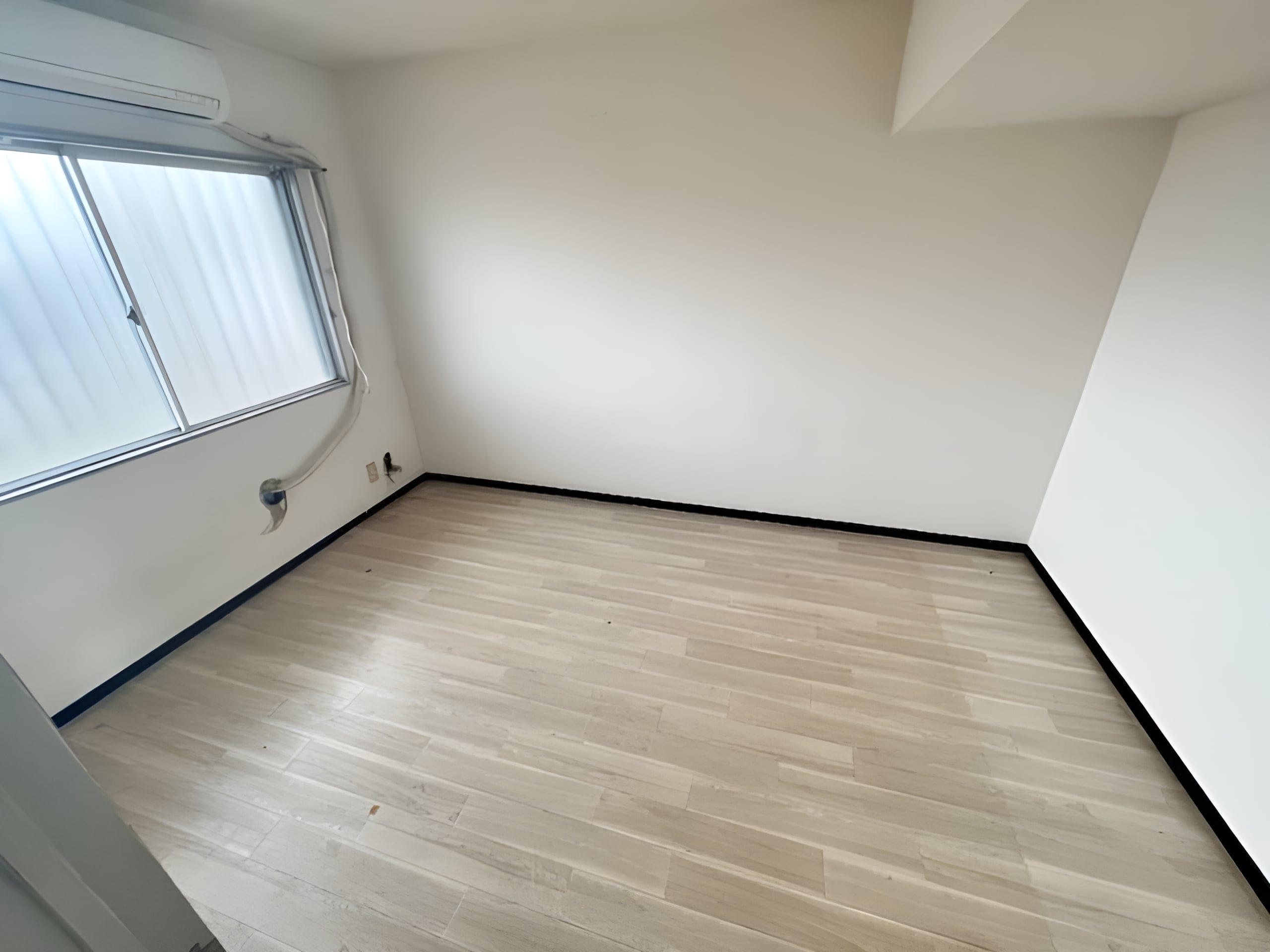 リアライズ新松戸 301