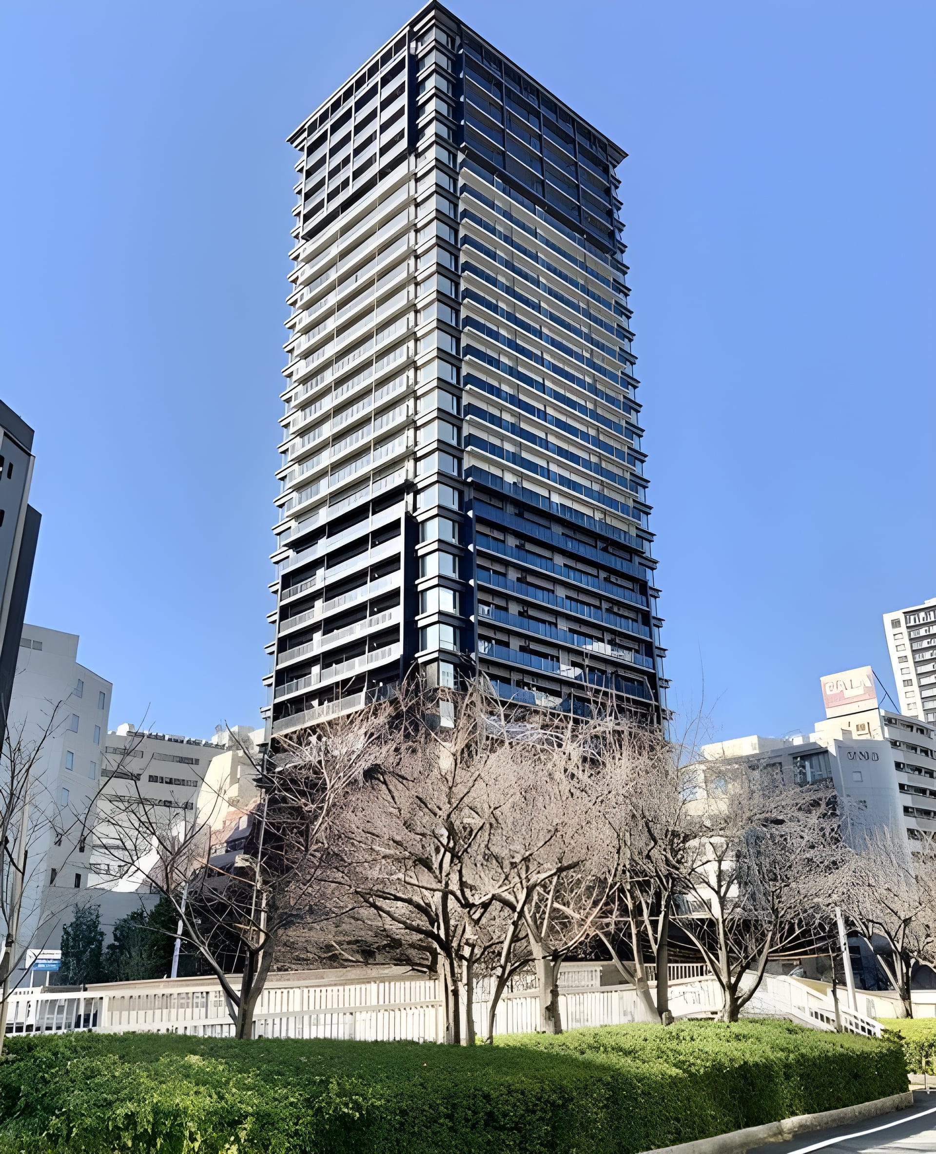 アトラスタワー五反田 27階 60万円/なし/15,000円