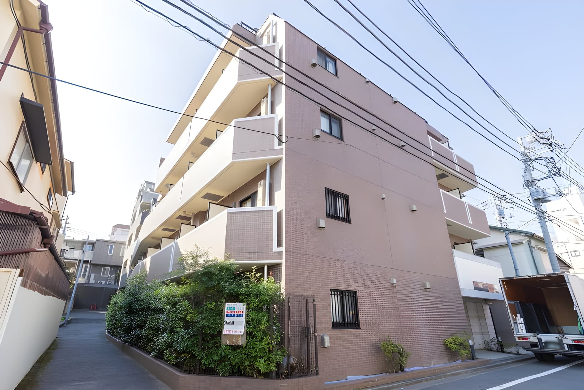 ミリオンガーデン小石川 401