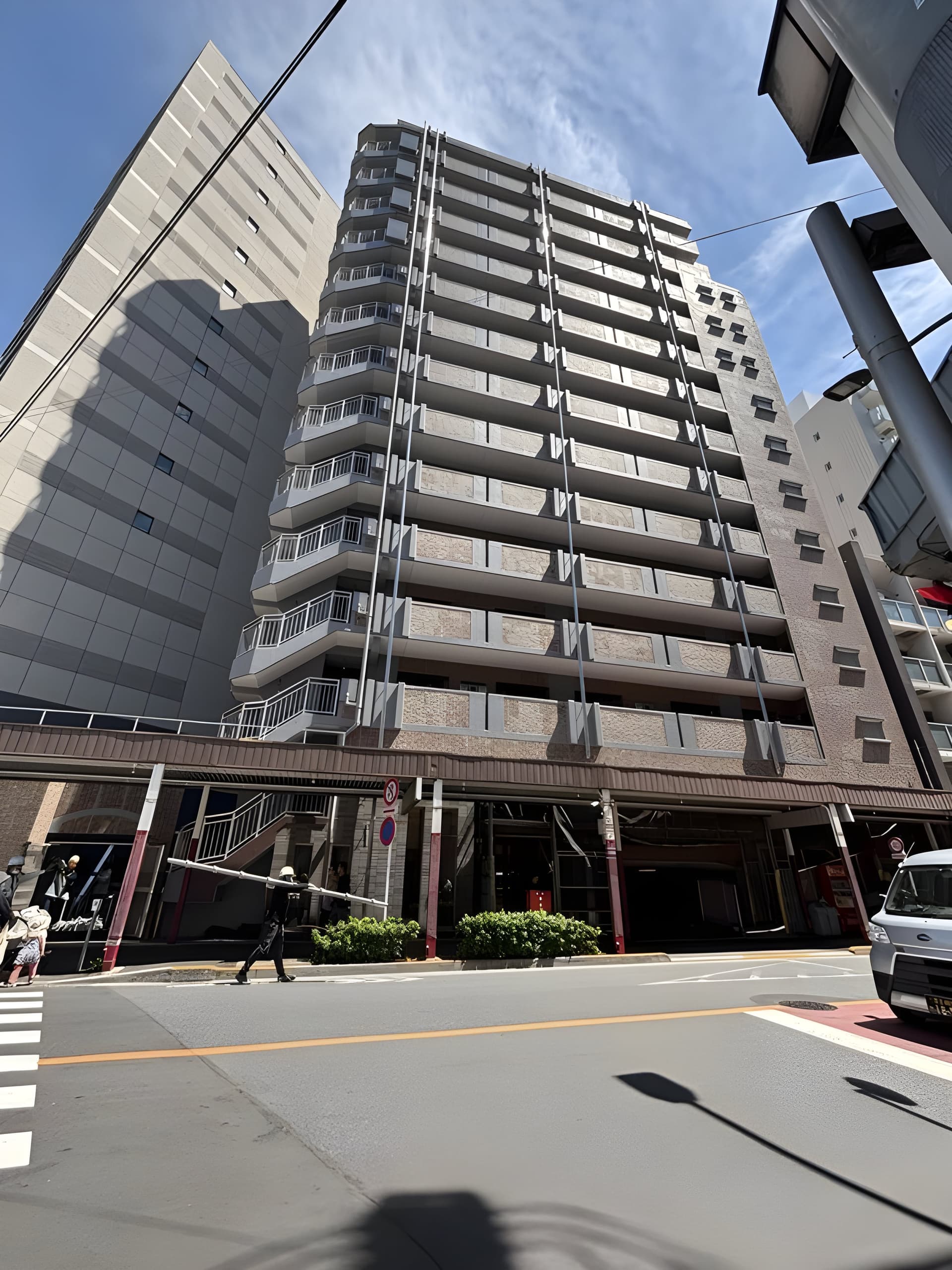 Belleviage Shinnakano 705
