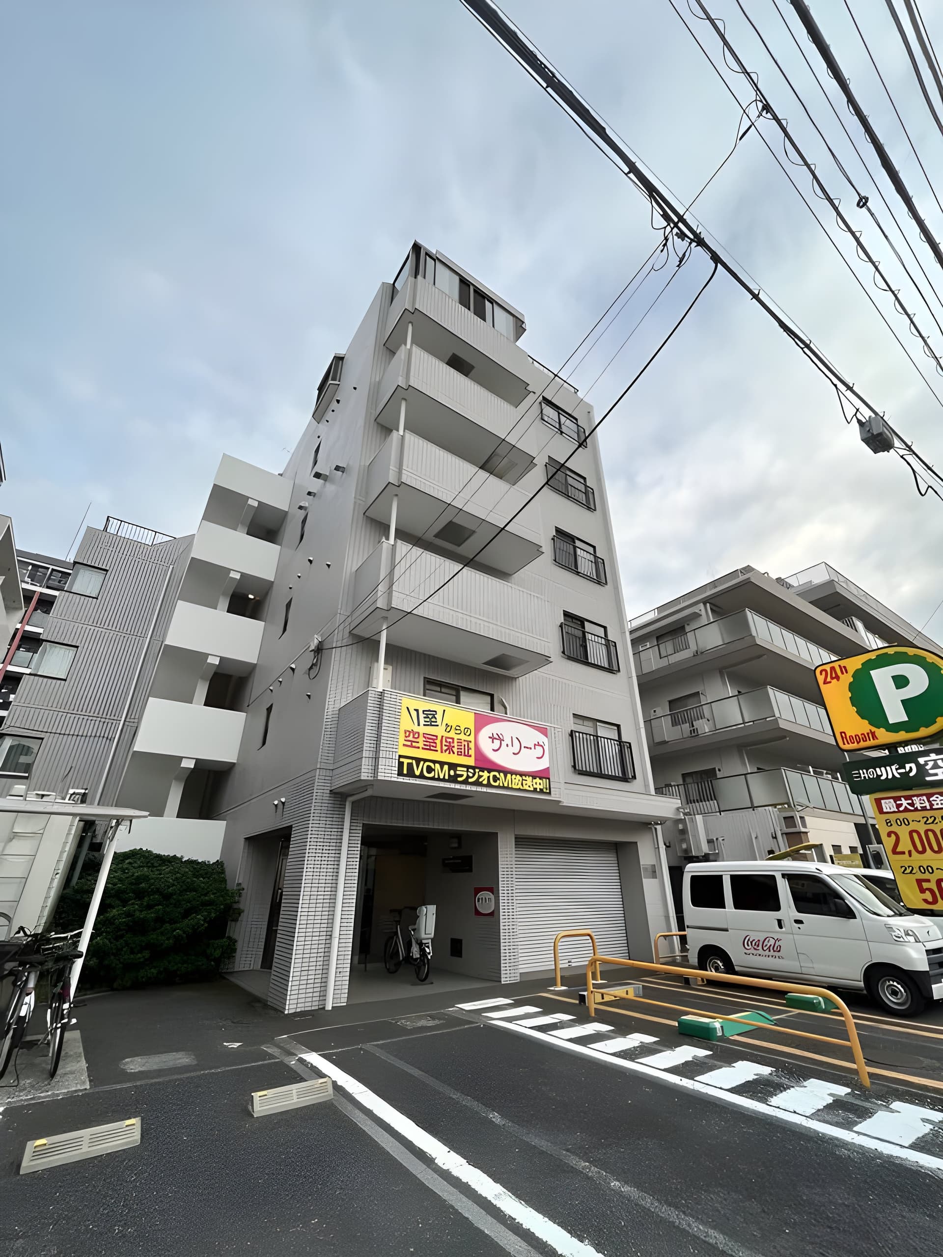コスモリード横浜反町 301