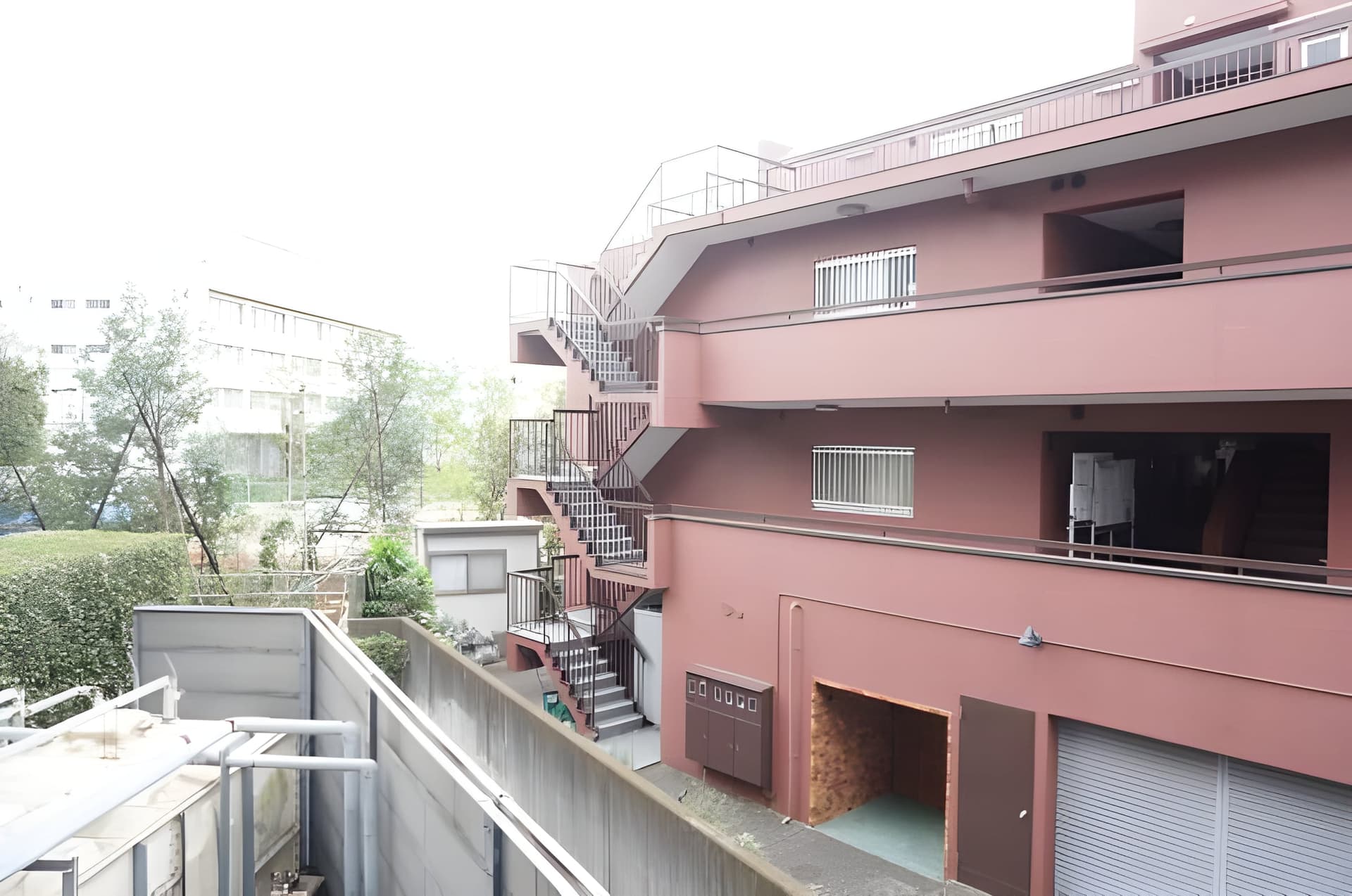 グランマルジュ市ヶ谷 101