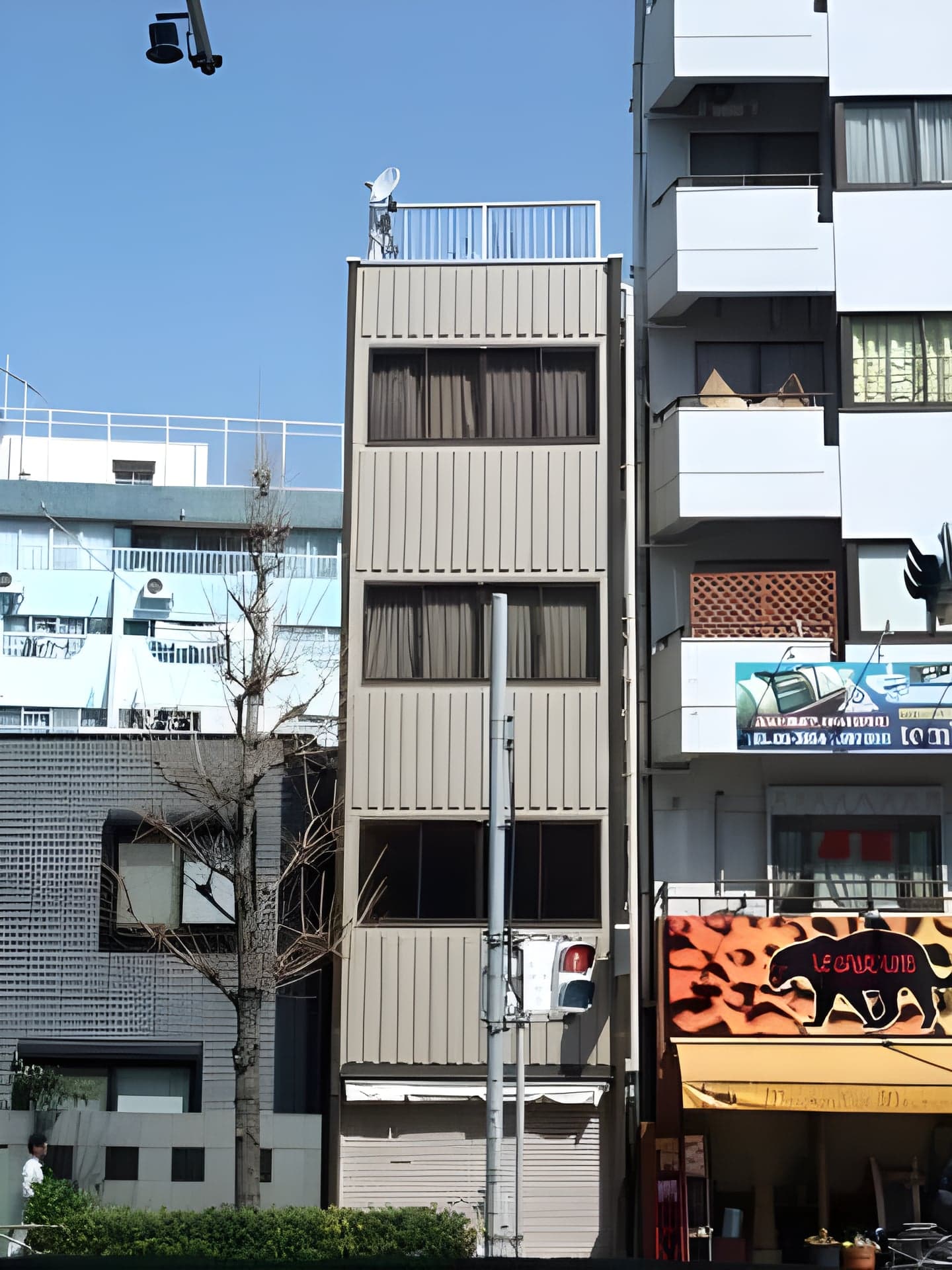 内藤ビル 301