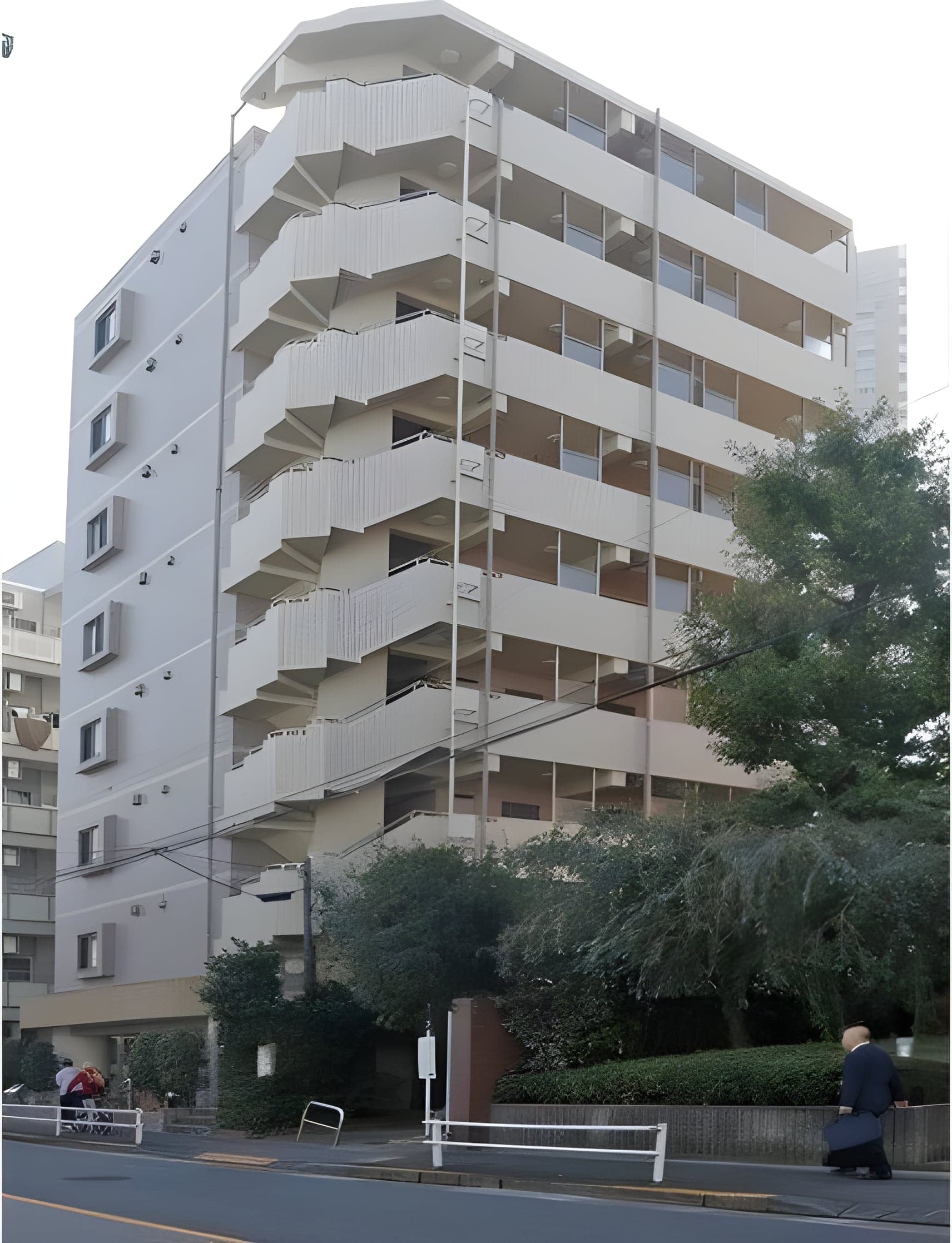 サンピエス河田町 304