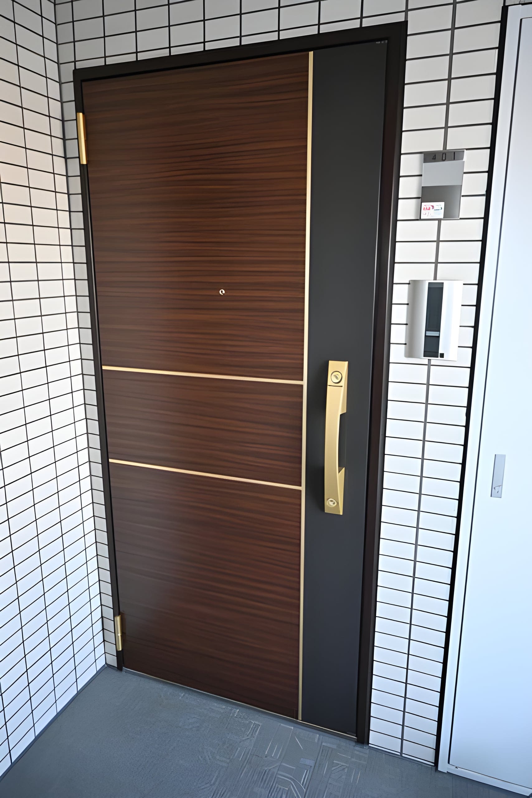 モン・シャトー東高円寺南館 402 間取り図