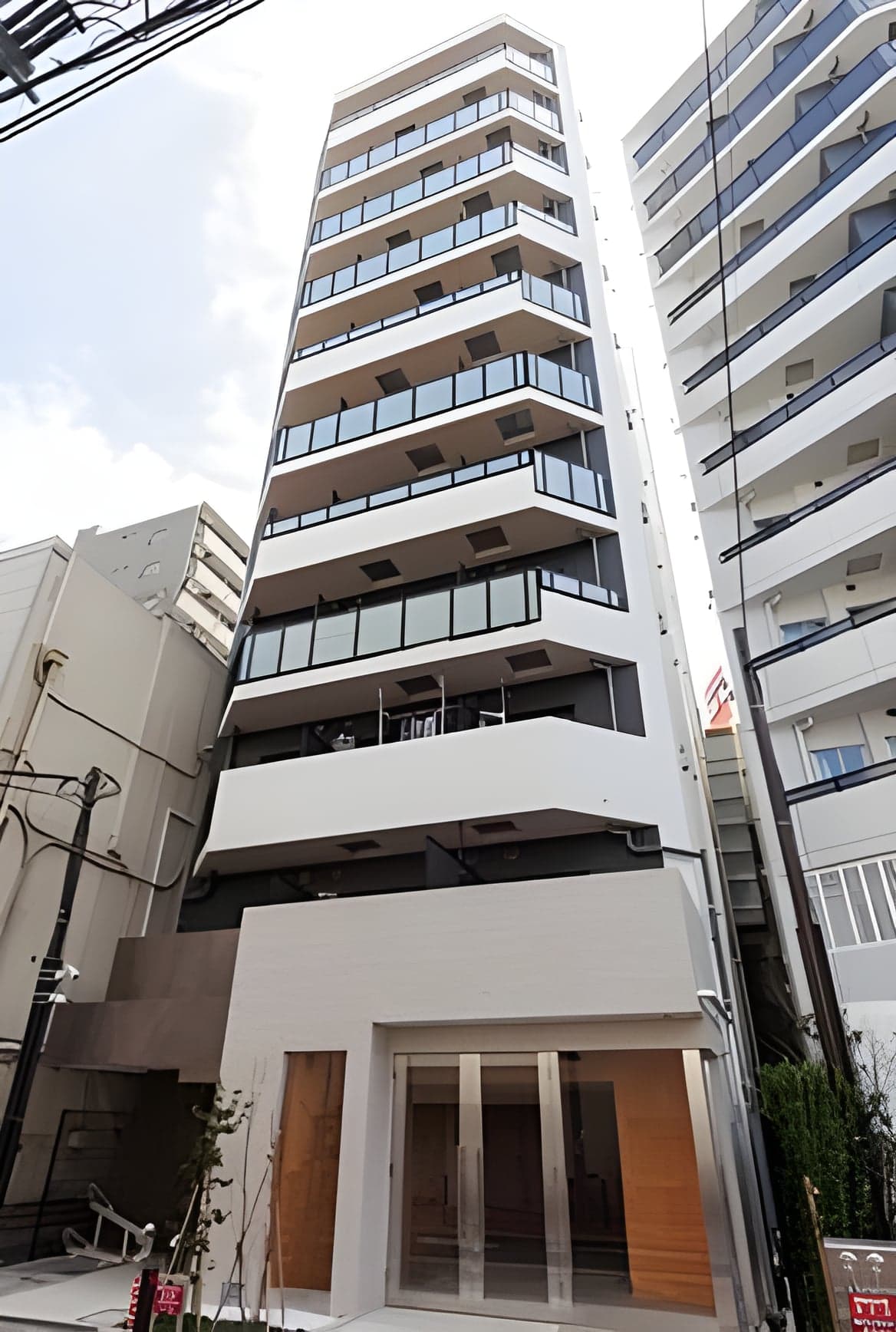 アポロヒルズ関内 901