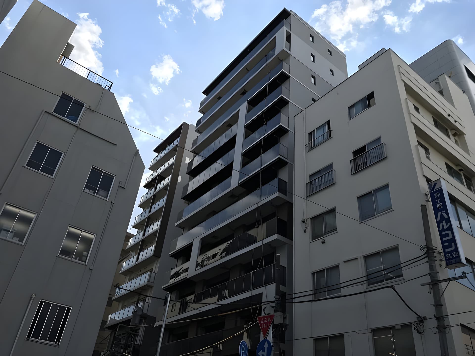 ピアース千代田東神田 703