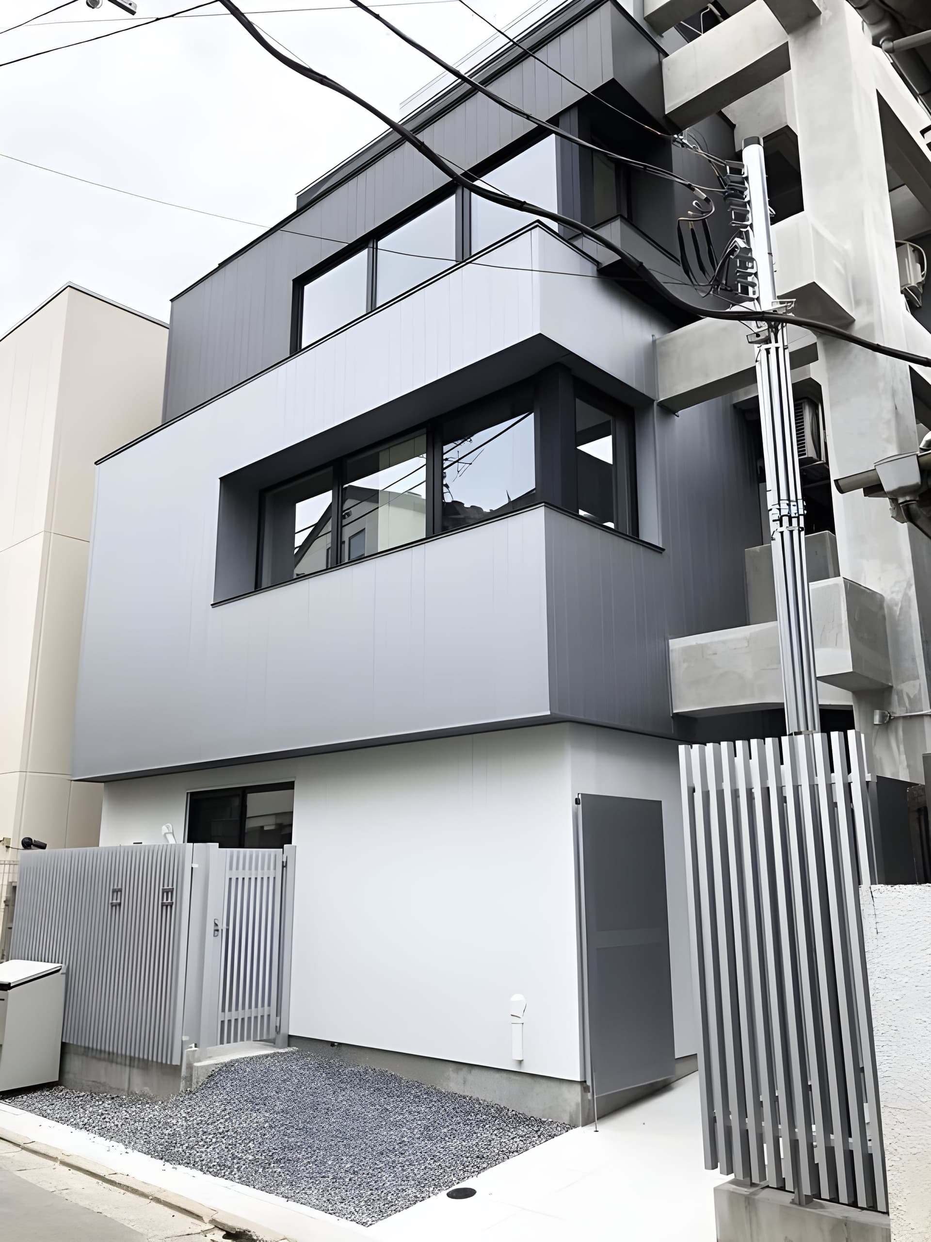 トラスト学芸大学 101