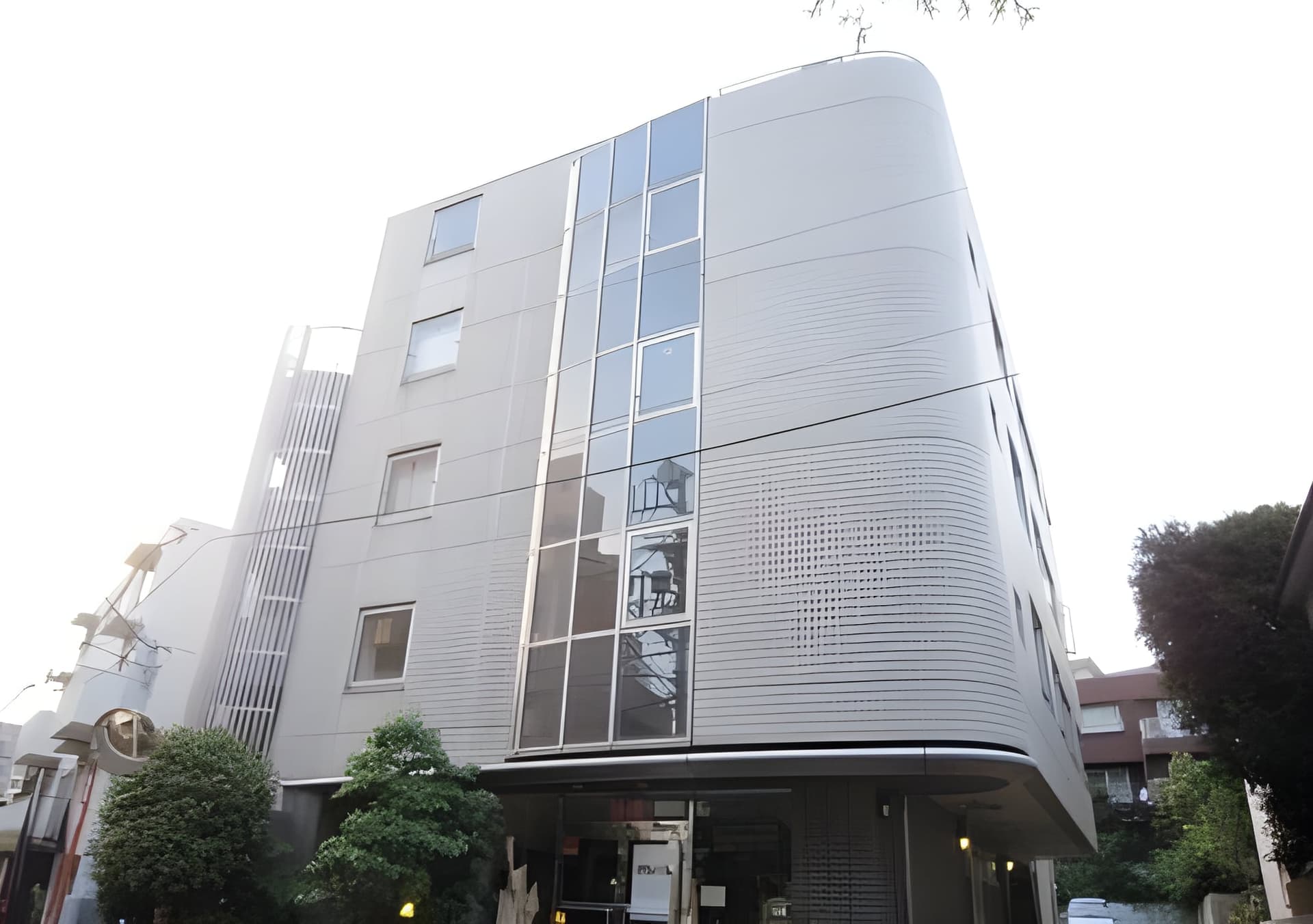 萩原ビル 302