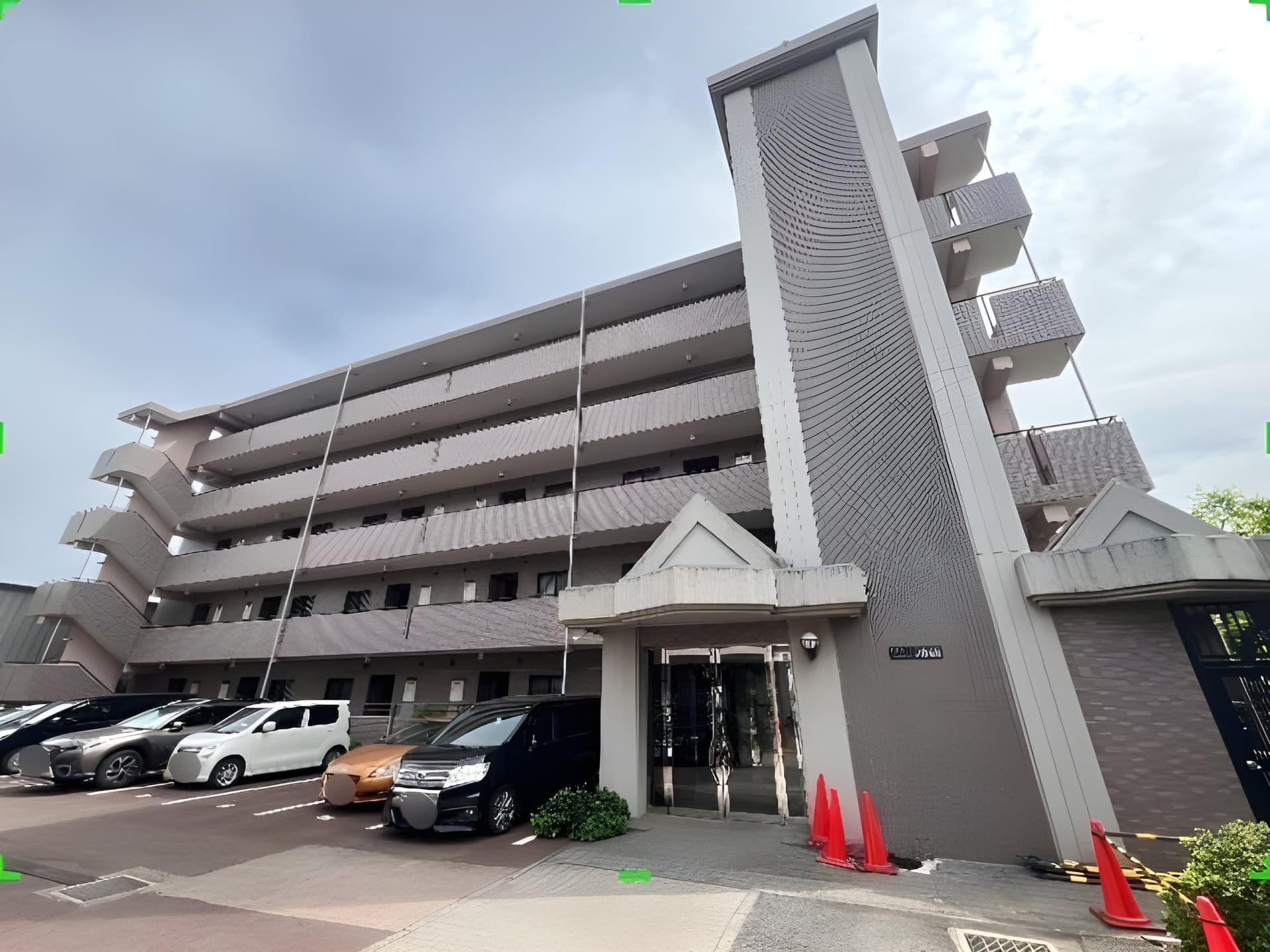 新横浜ガーデンコートBサイド 303