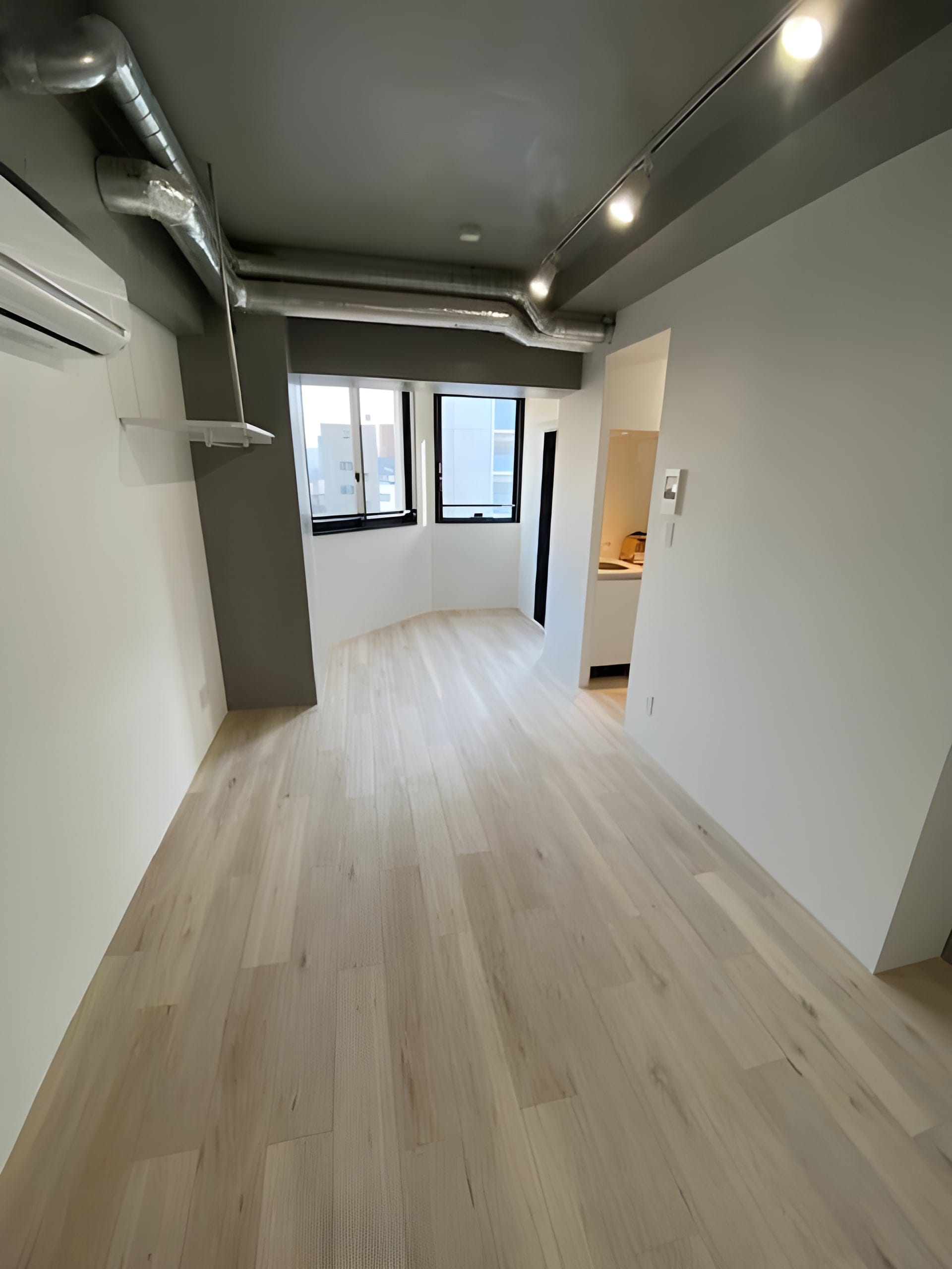 Bloom Tower Ueno 802 間取り図