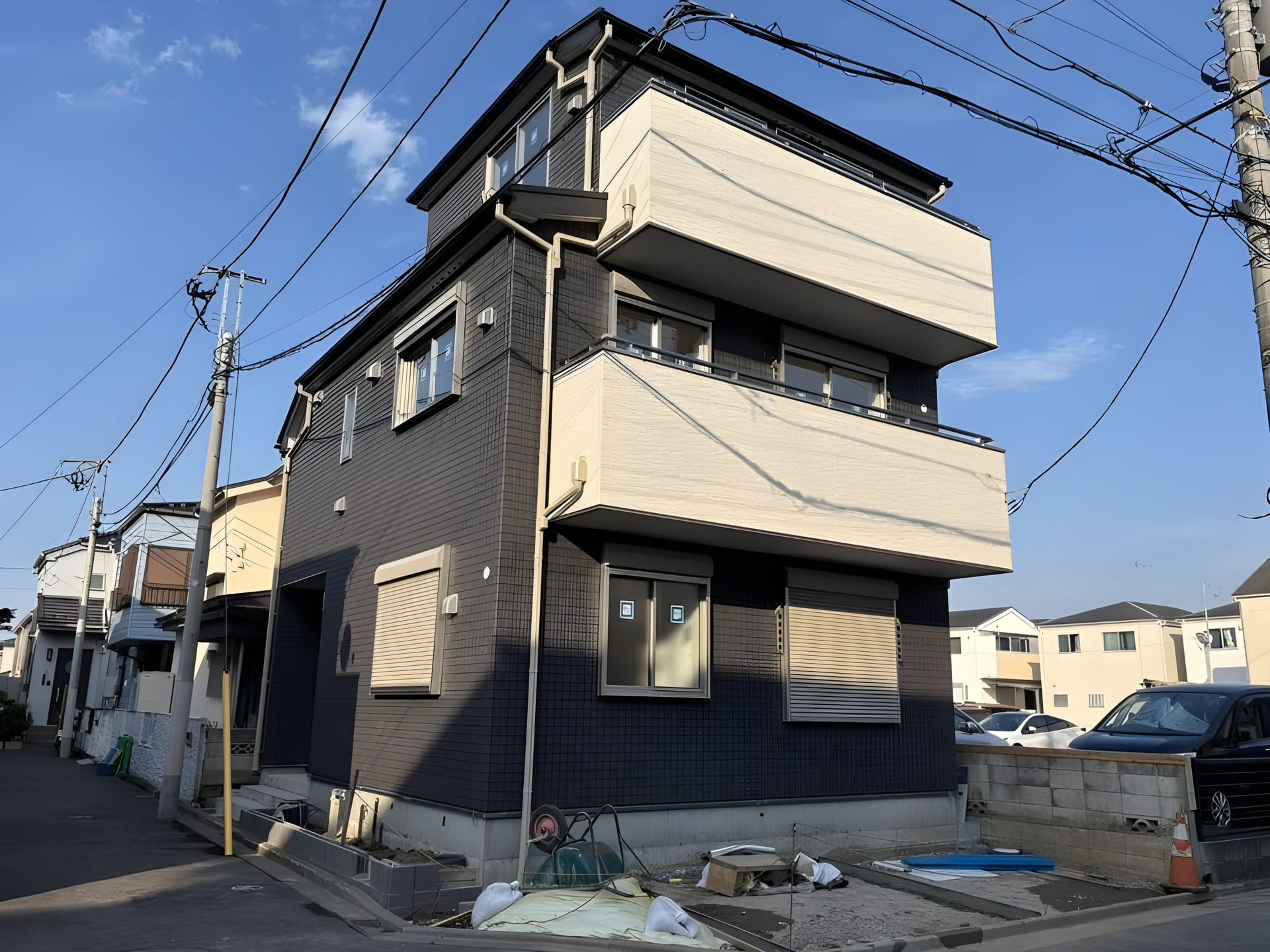 サンライズ舎人 201