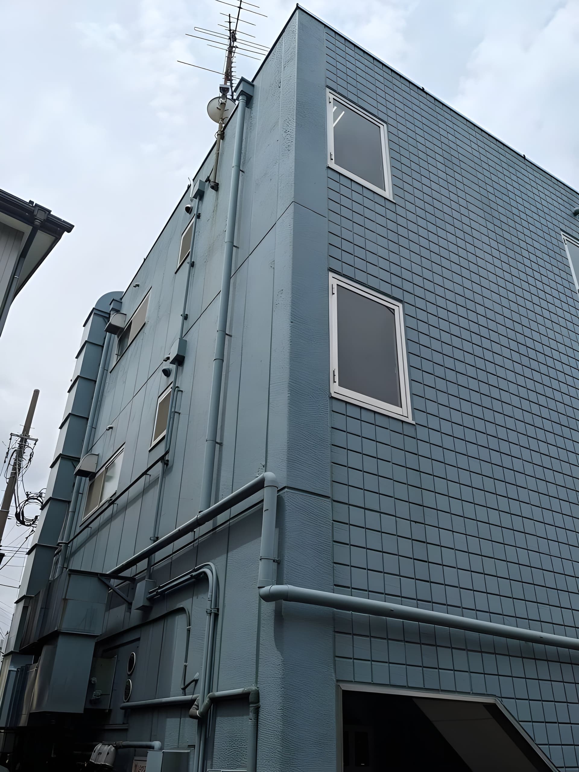ソレイユ片倉 301