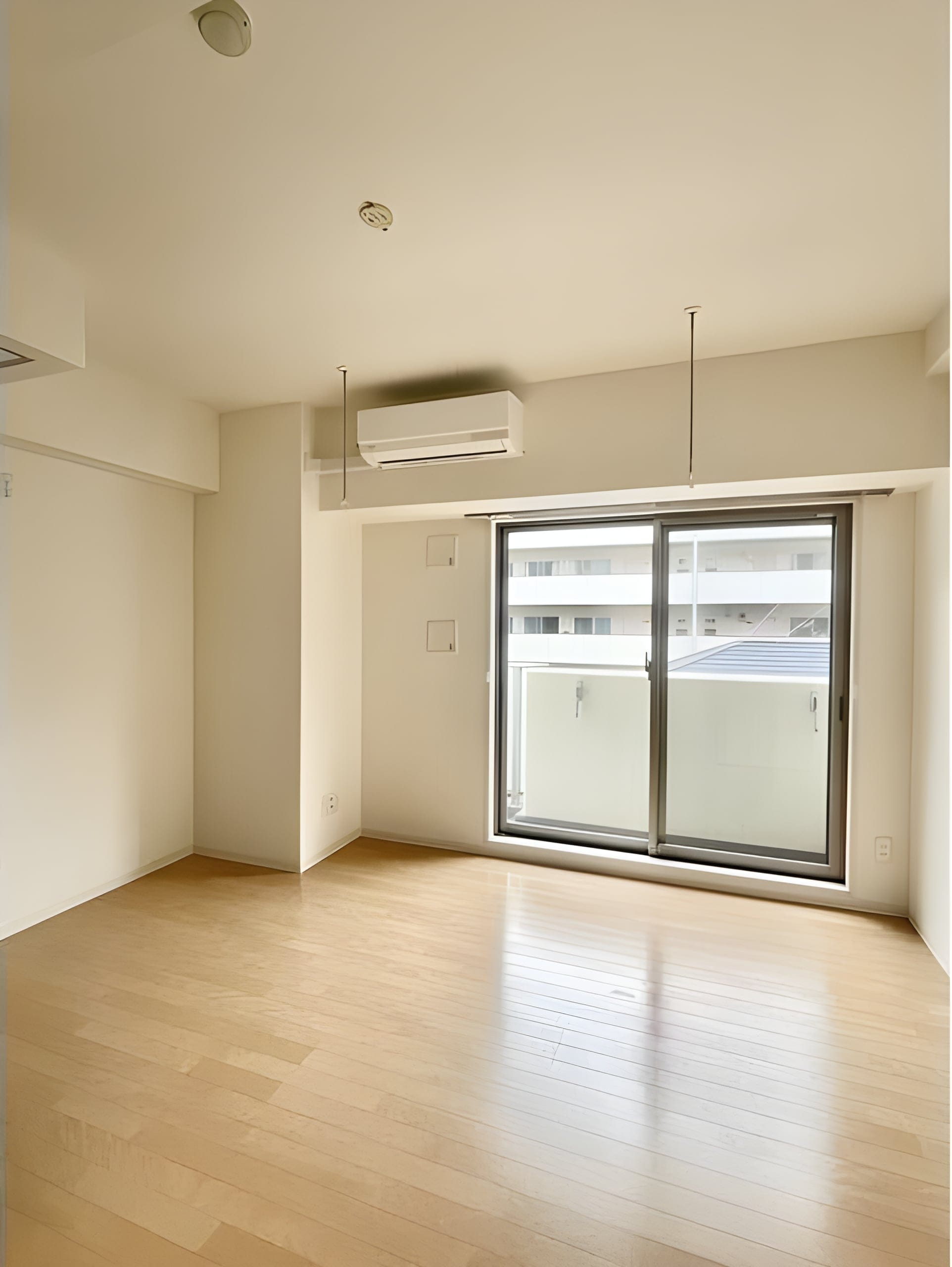 BREEZE TERRACE 305