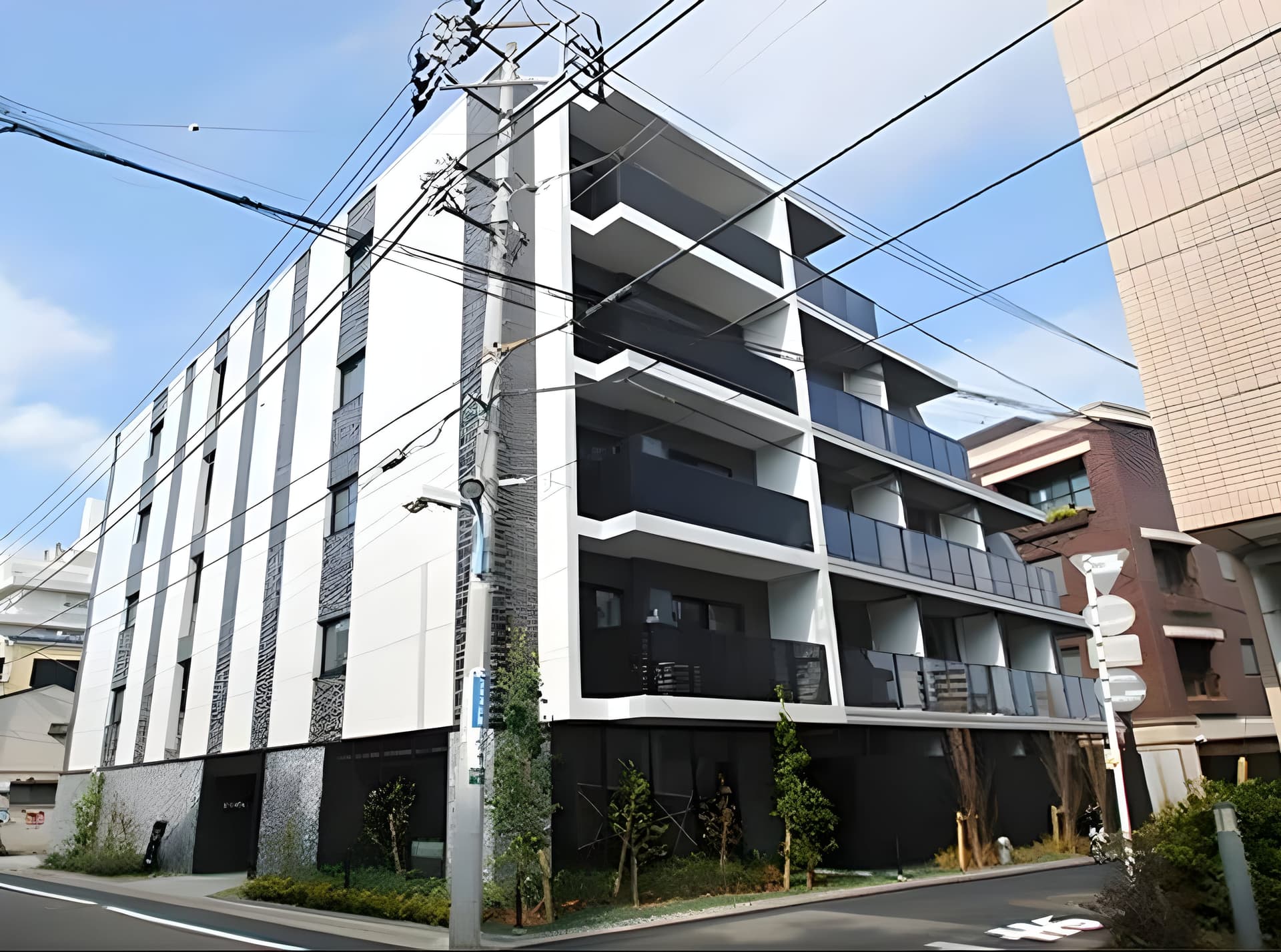パークアクシス市谷左内町 103