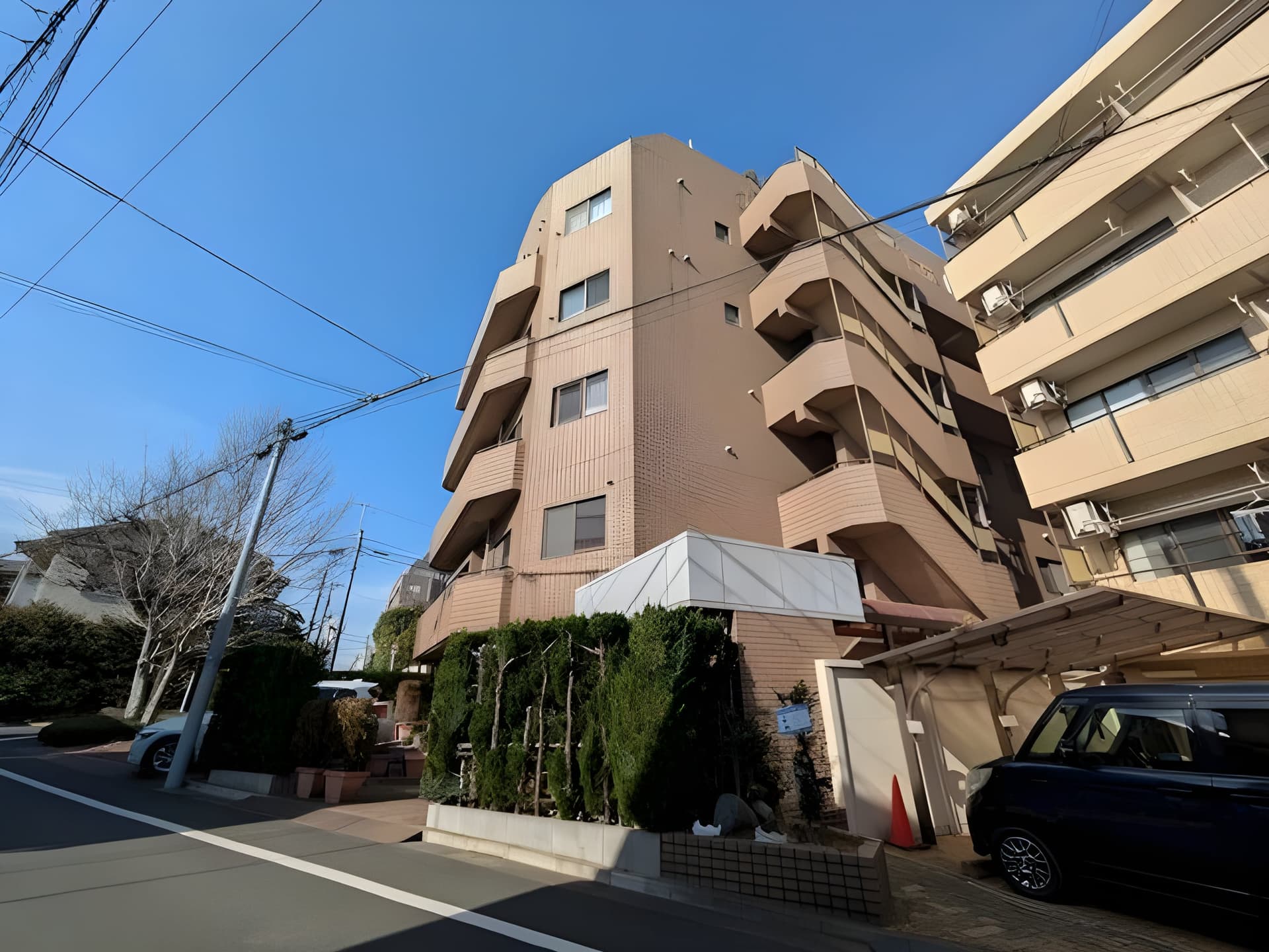 パインヒルガーデン 301