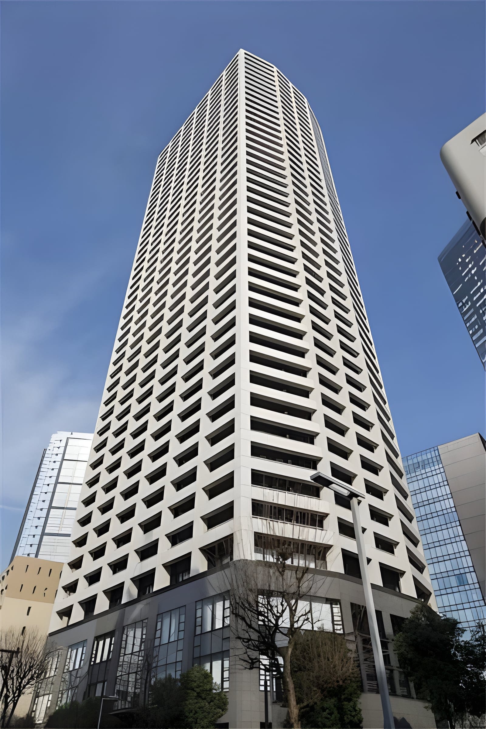 コンシェリア西新宿TOWER’S WEST 11階部分 16.8万円/12,000円/入力なし