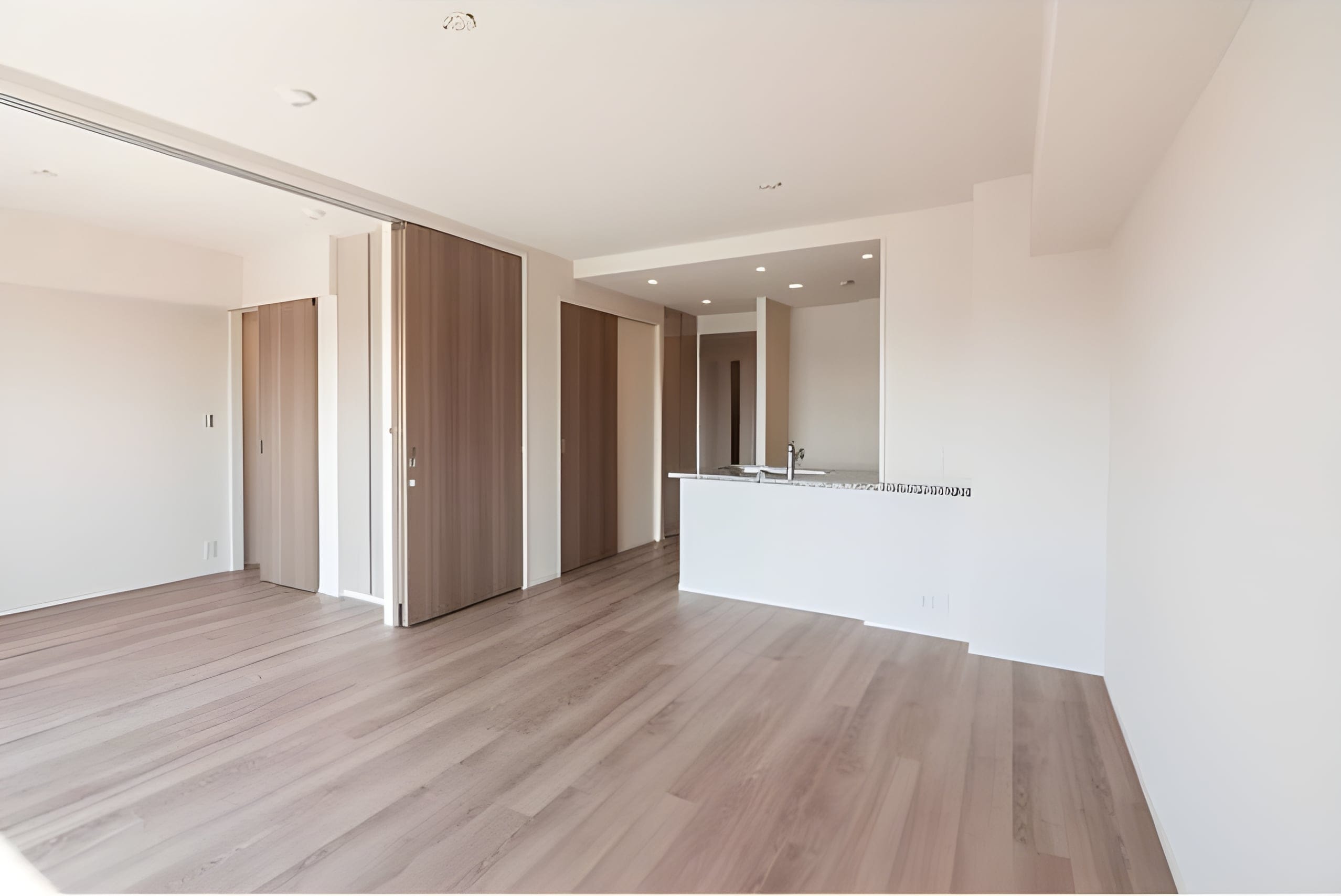 ドゥーエ町屋 708
