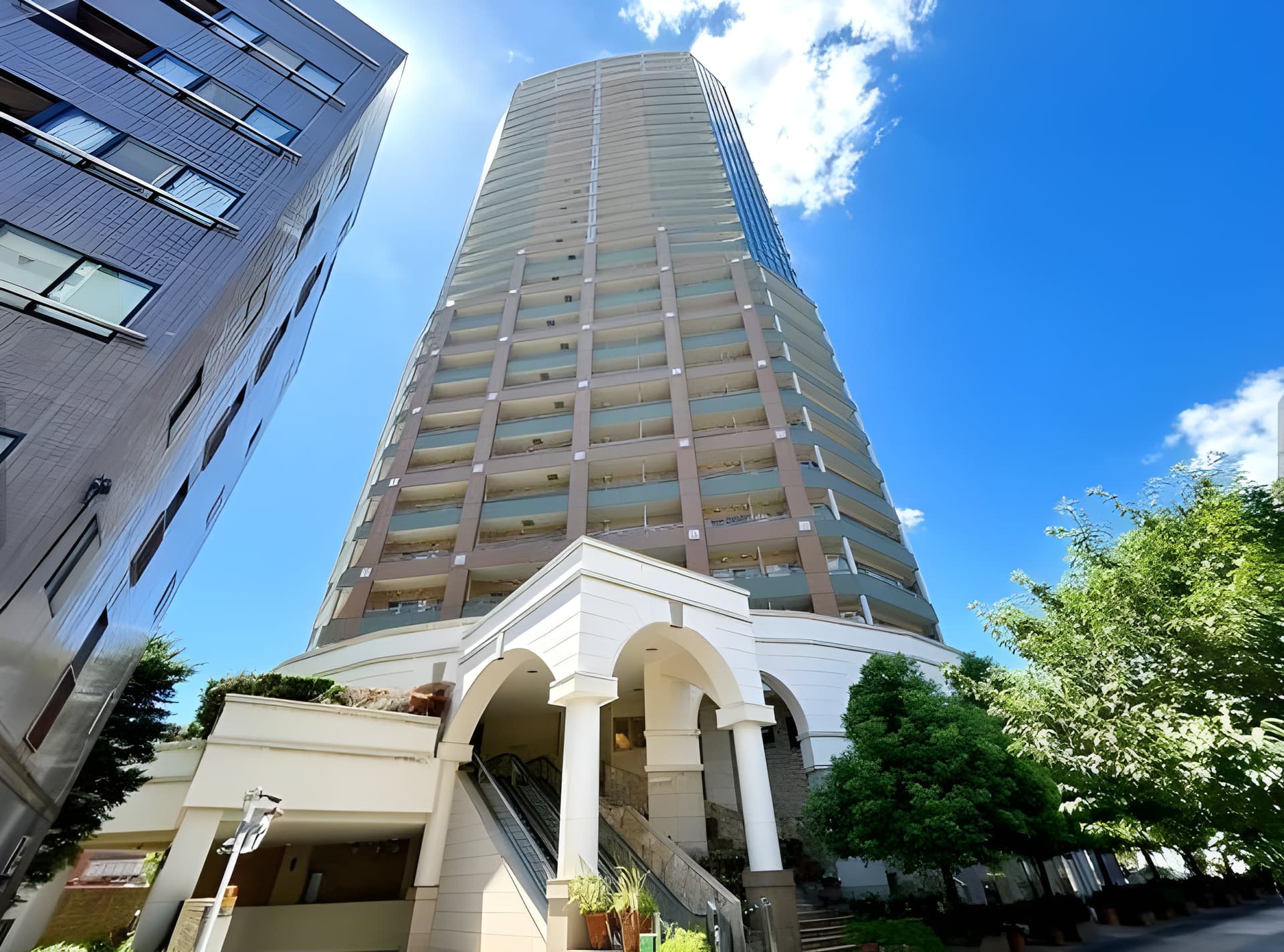 セントラルレジデンス新宿シティータワー 2210