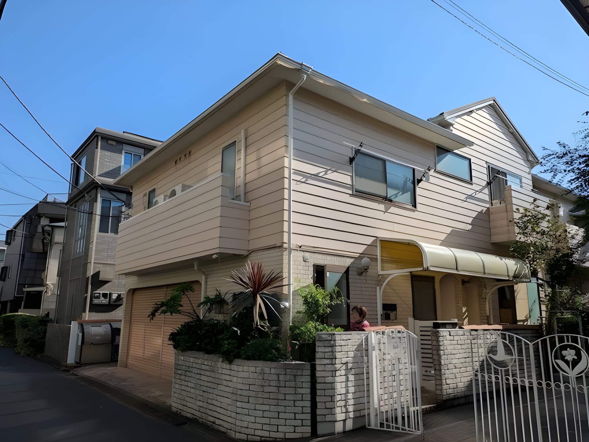 かとれや館 204