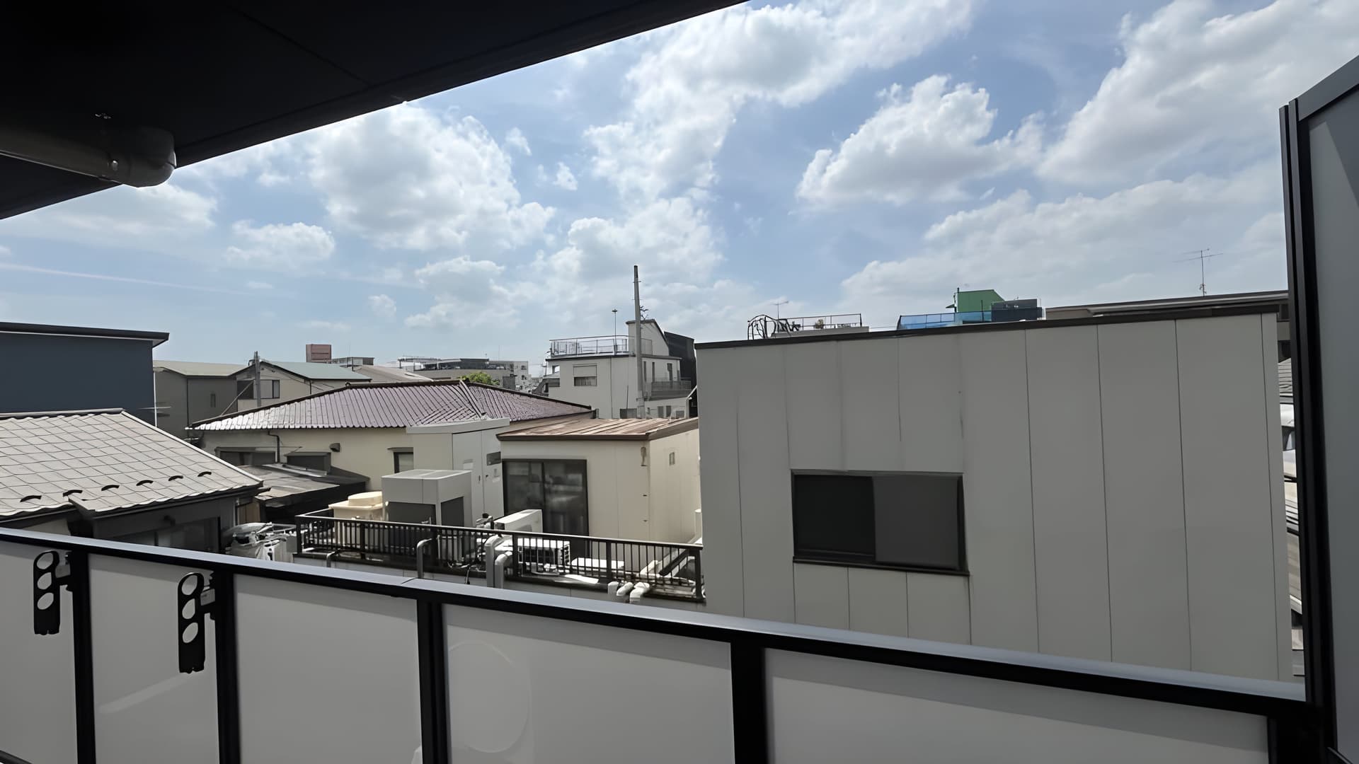 Mind梅島 302