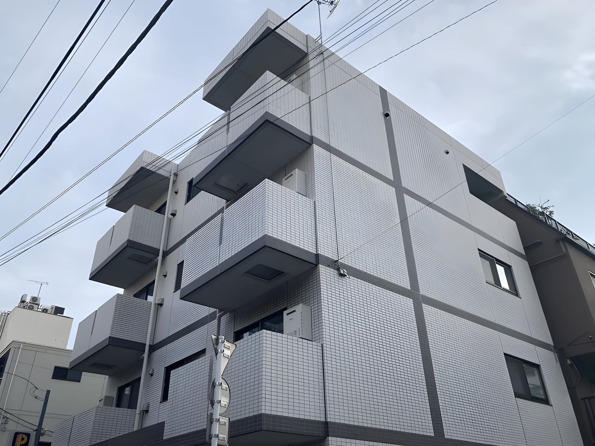 エフプレスト入谷 202