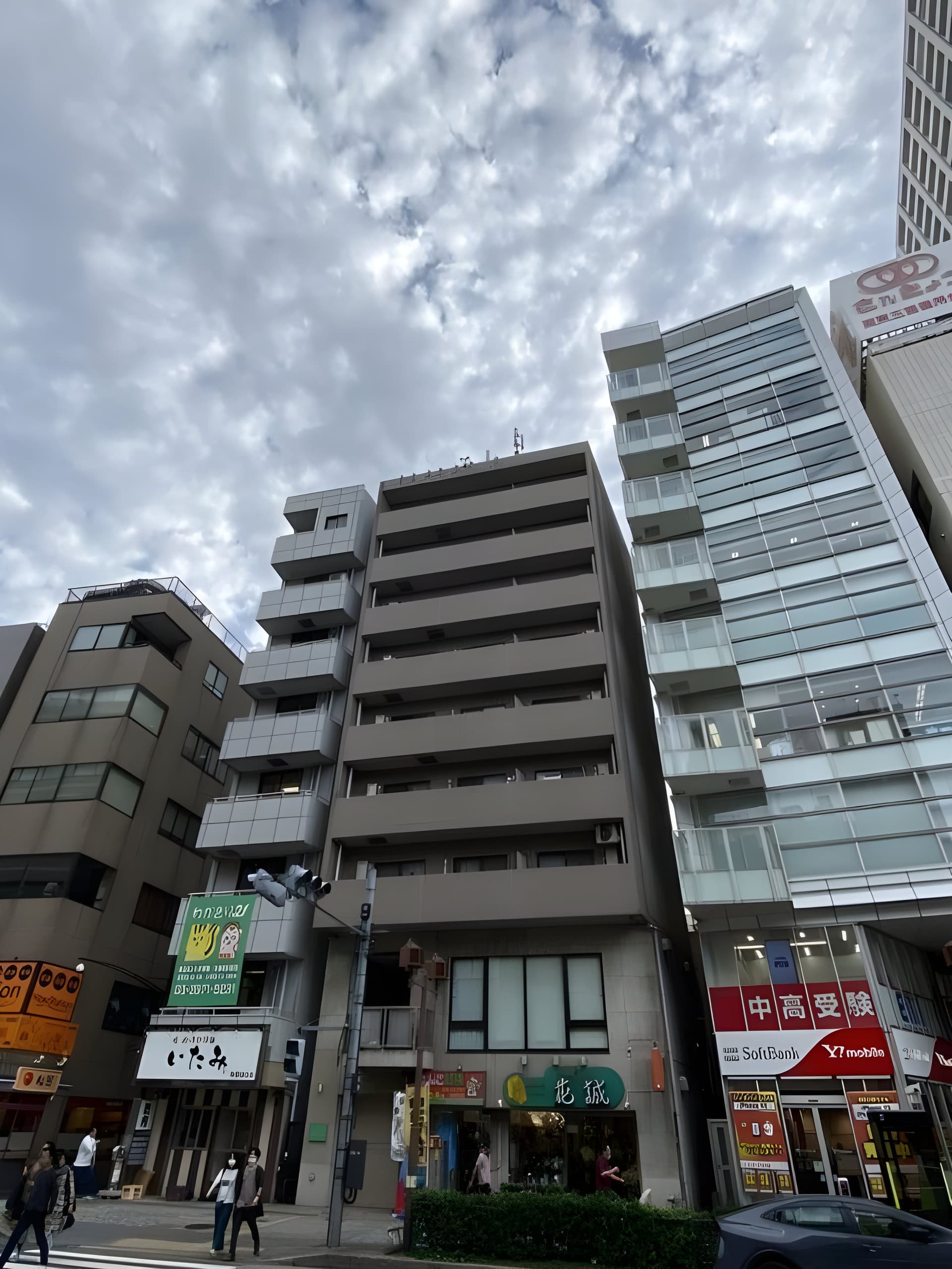 NEO ROOMELIA 903