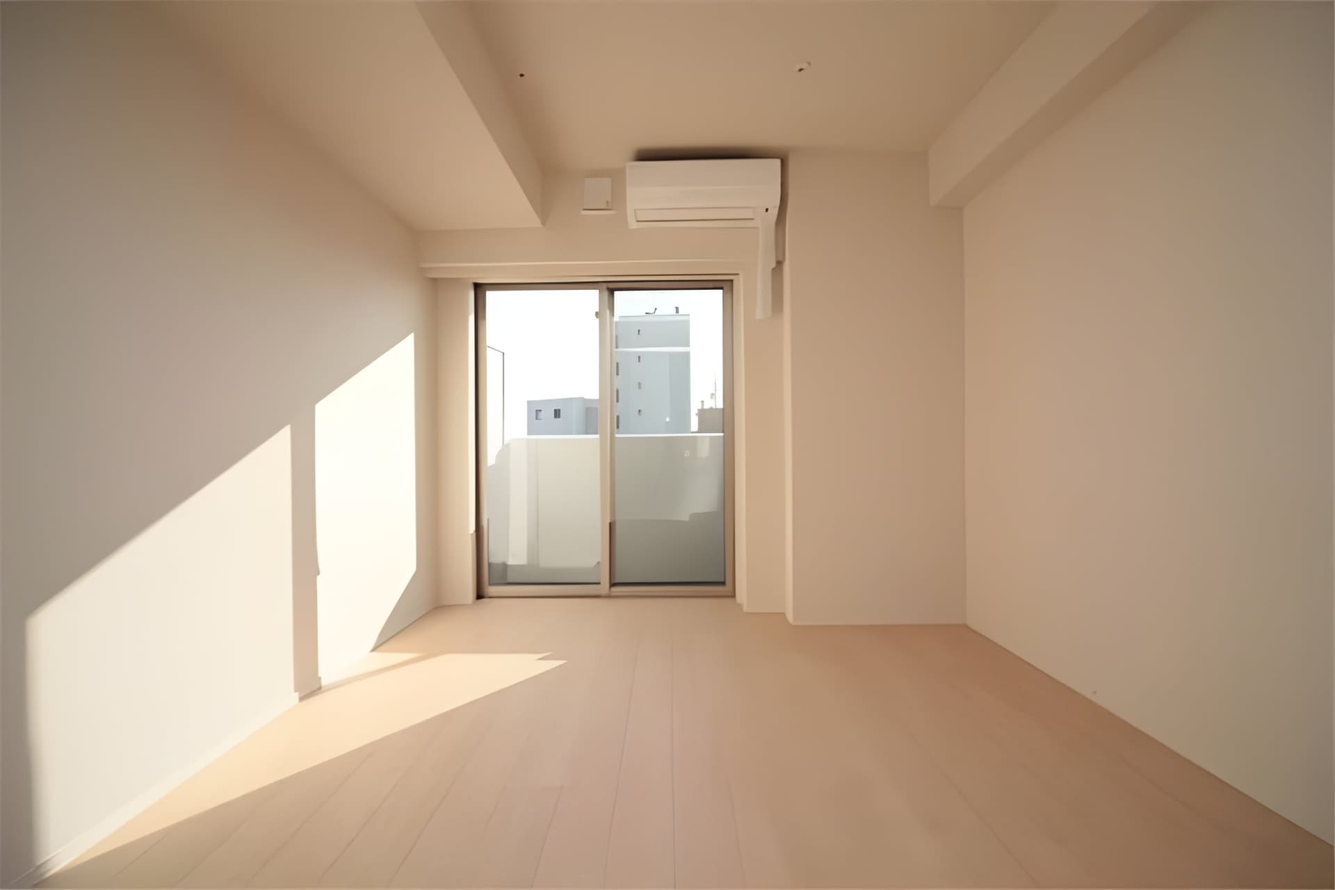 メイクスデザイン町屋 702