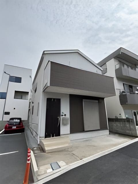 市川市平田四丁目戸建 27.5万円/なし/入力なし