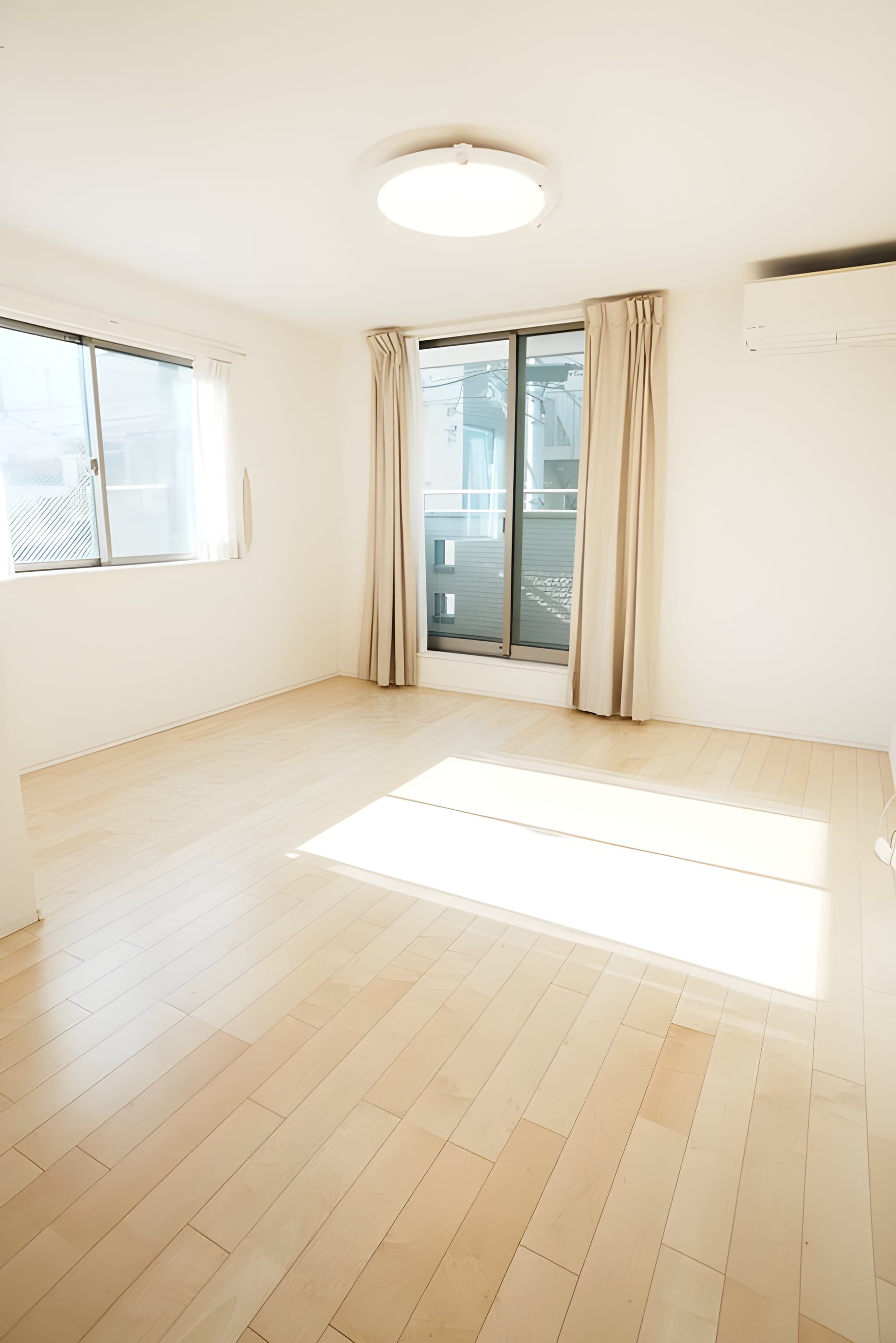 南品川5丁目戸建て(定期借家契約2年再契約不可) 24万円/なし/入力なし
